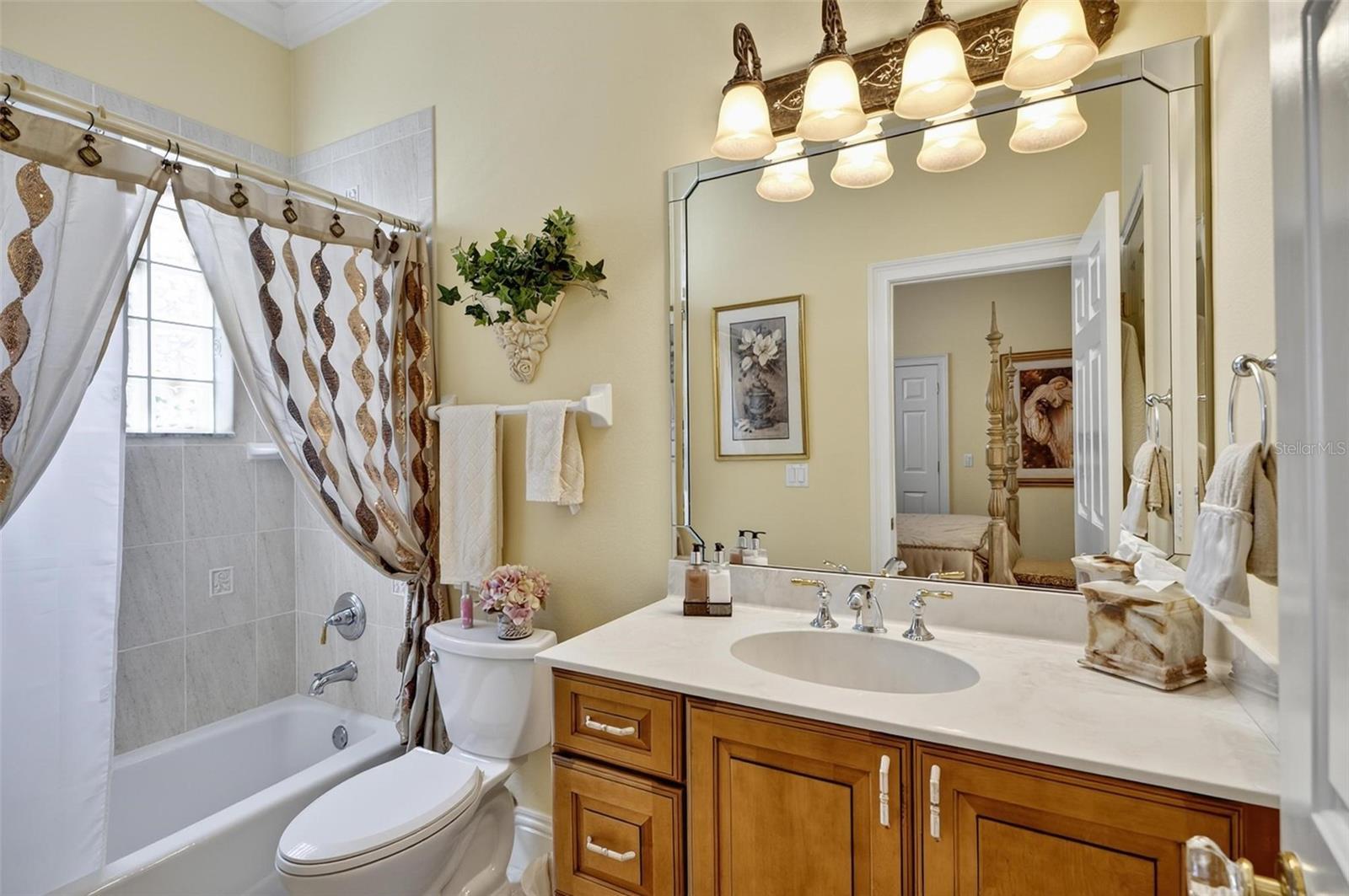 68 OAK VIEW CIR W, PALM COAST, FL, 32137