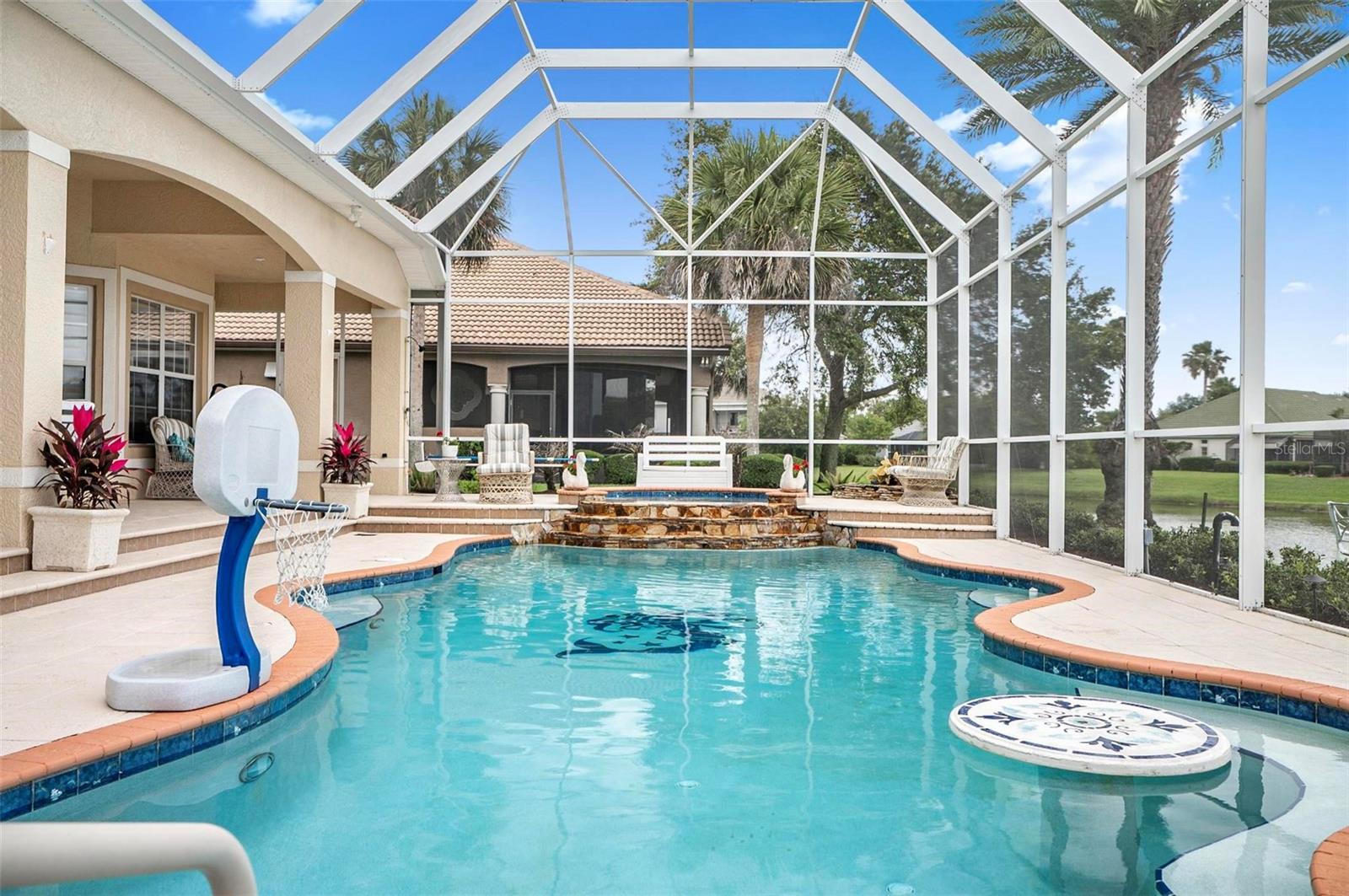 68 OAK VIEW CIR W, PALM COAST, FL, 32137