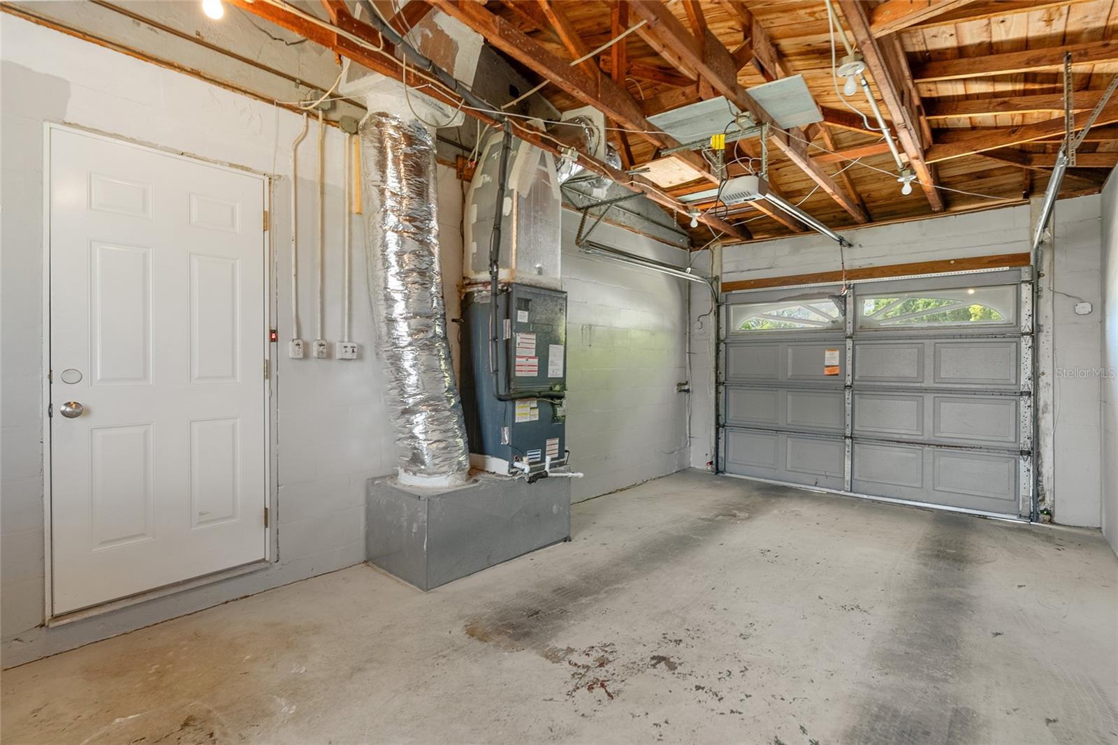 4813 LAKE CHARLES DR N, KENNETH CITY, FL, 33709