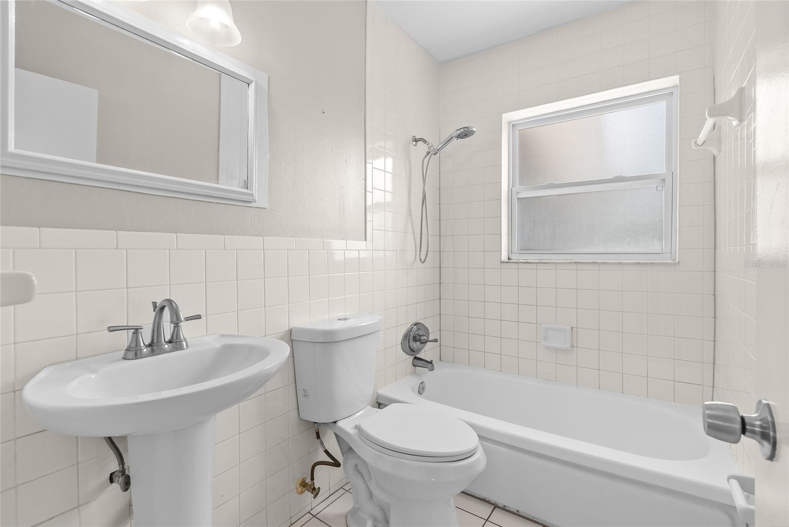 4813 LAKE CHARLES DR N, KENNETH CITY, FL, 33709