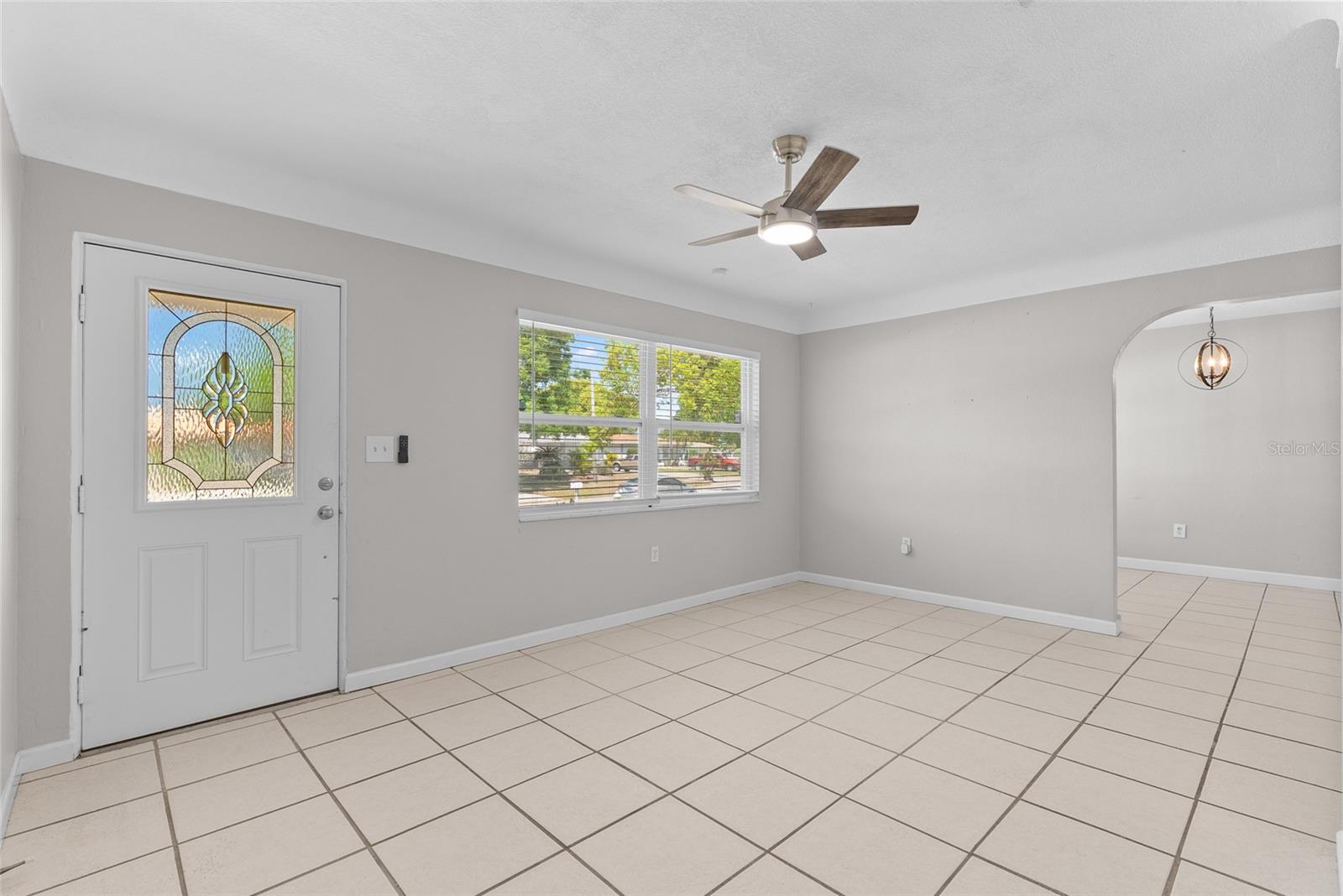 4813 LAKE CHARLES DR N, KENNETH CITY, FL, 33709