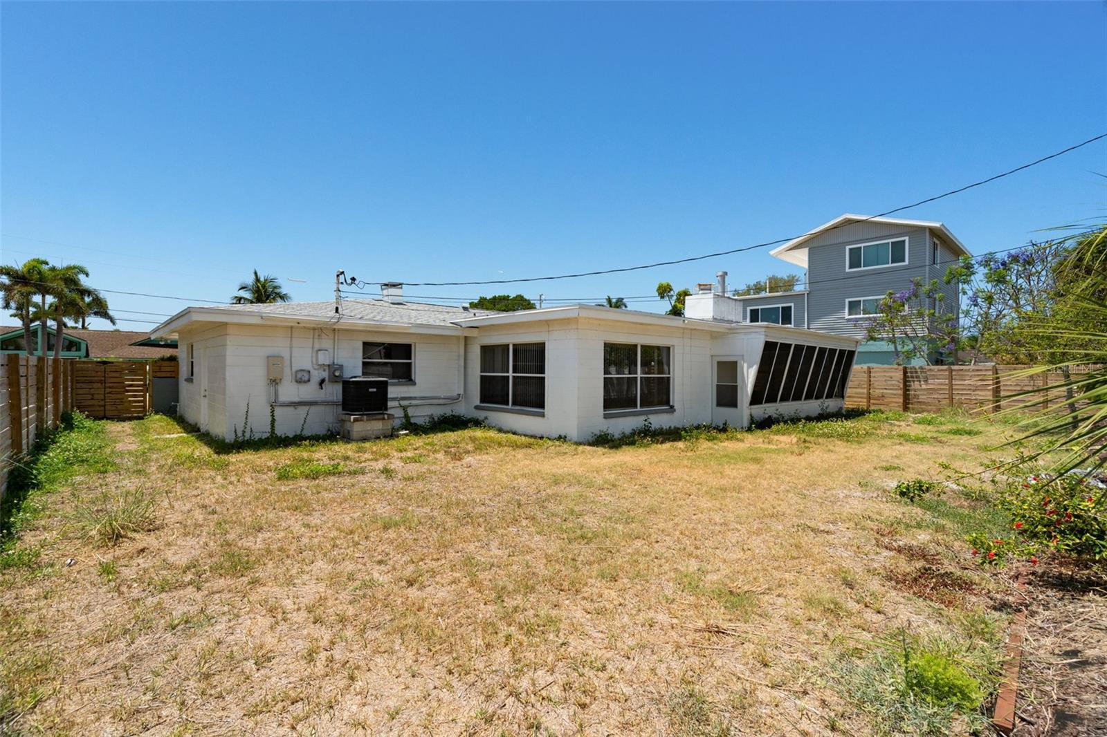 2671 W BAY ISLE DR SE, ST PETERSBURG, FL, 33705