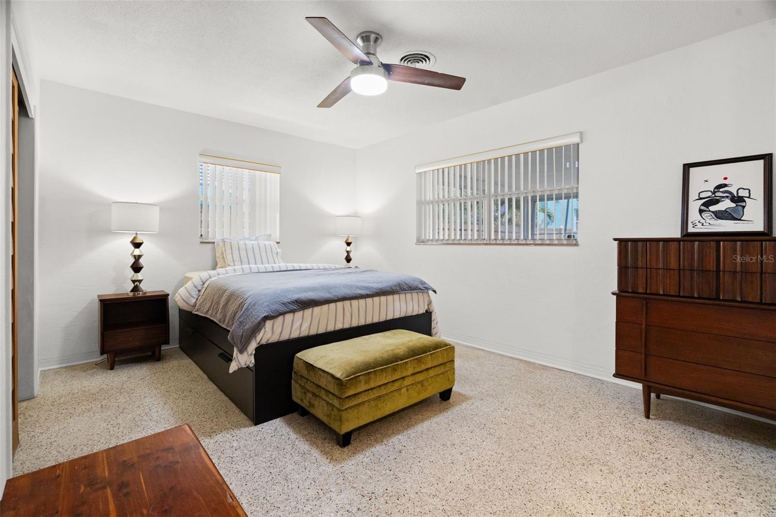 2671 W BAY ISLE DR SE, ST PETERSBURG, FL, 33705