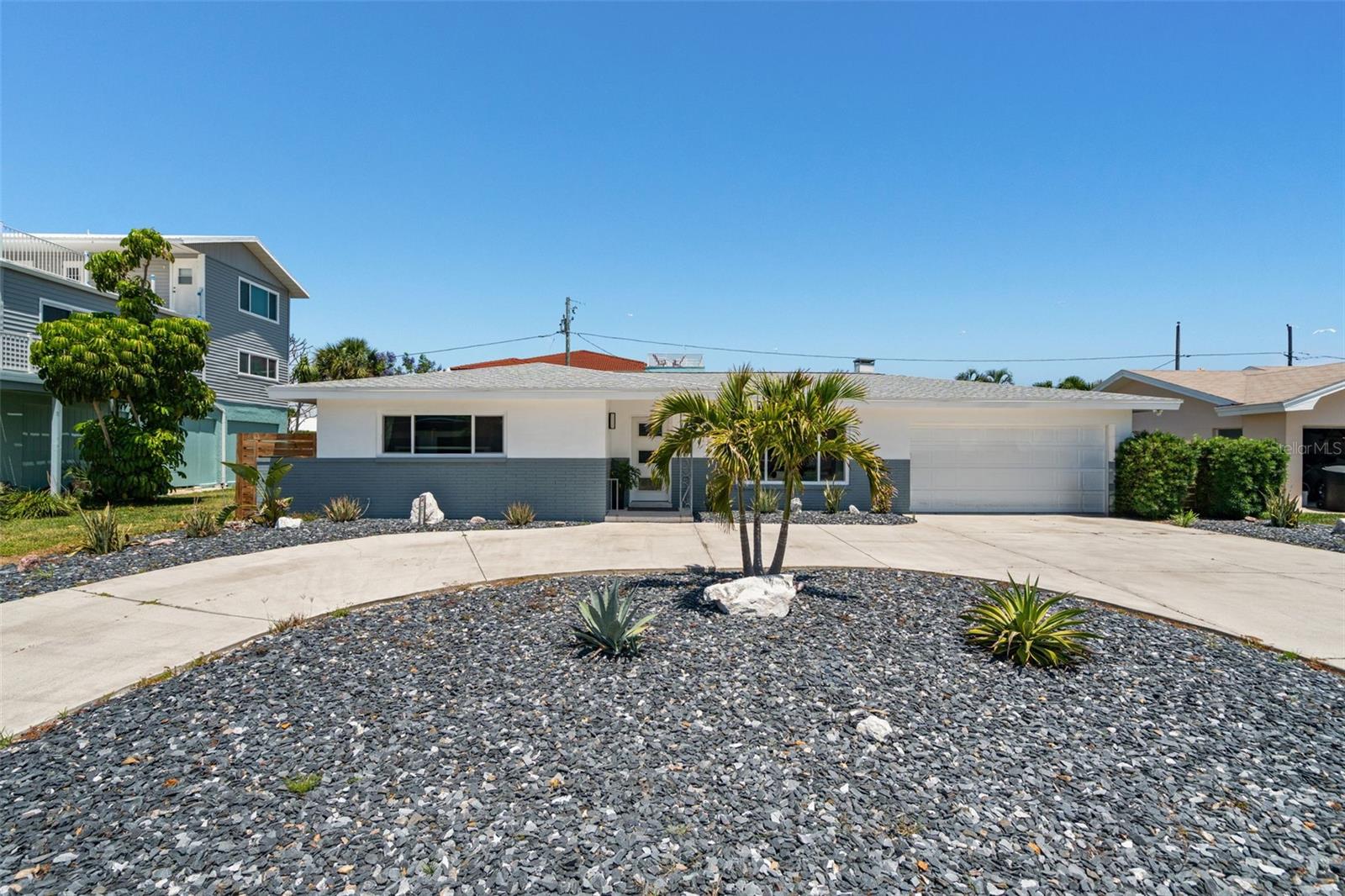 2671 W BAY ISLE DR SE, ST PETERSBURG, FL, 33705