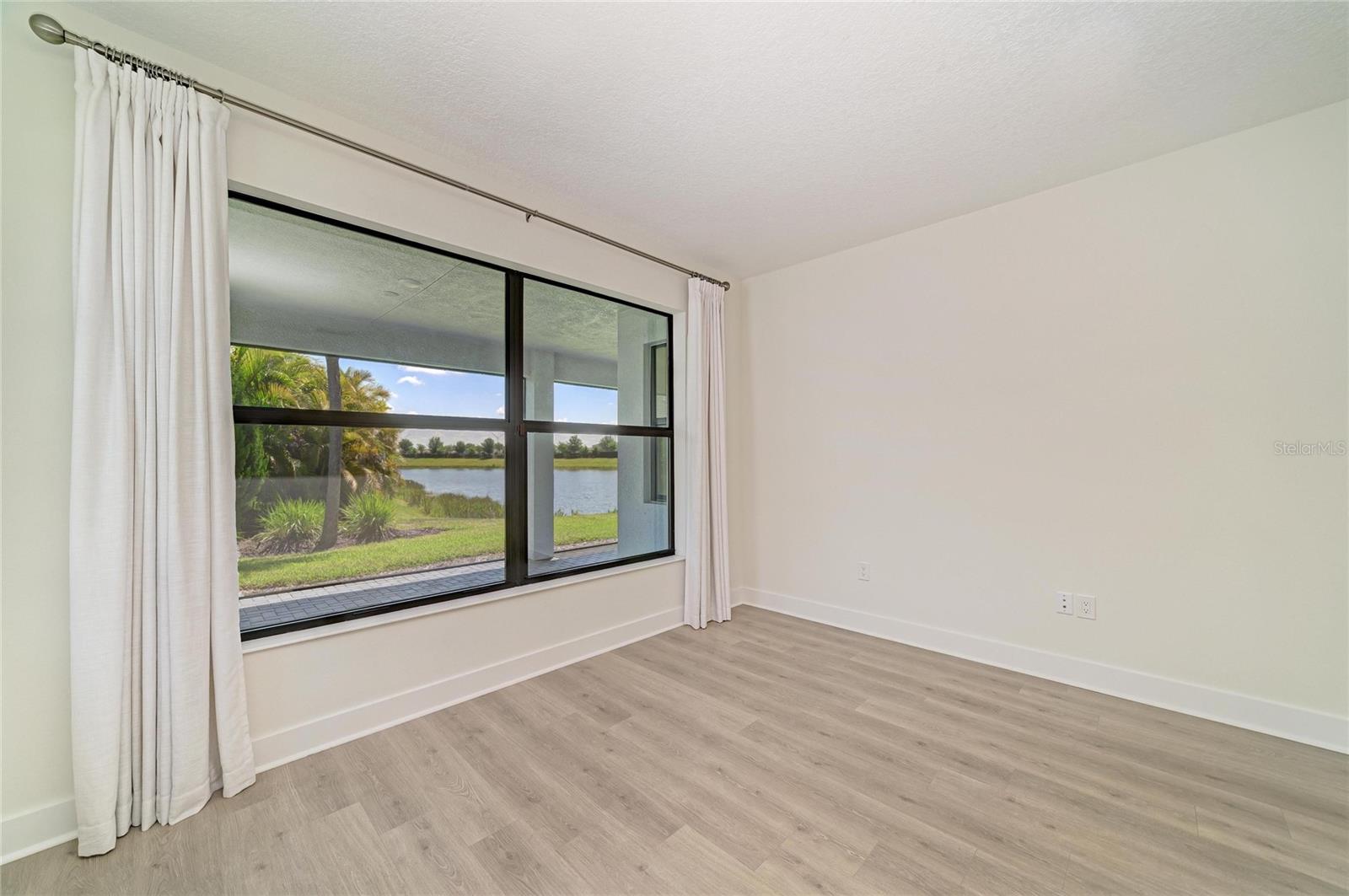 5290 BARNETT CIR, BRADENTON, FL, 34211