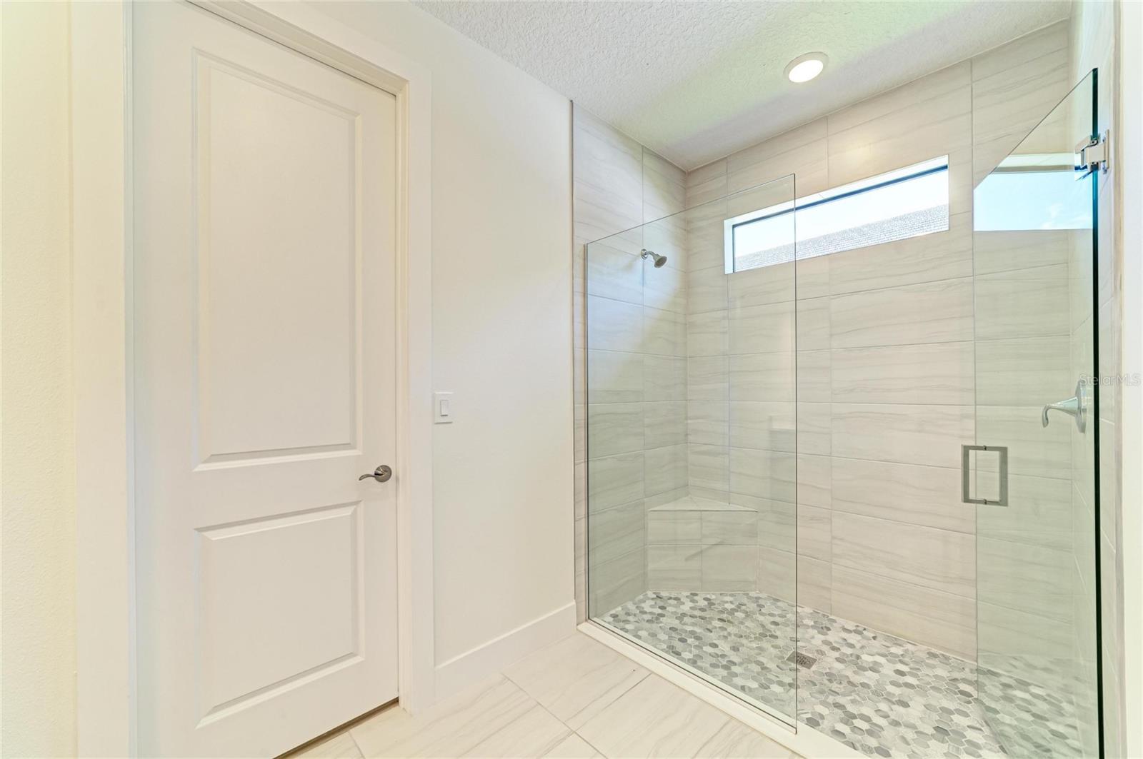 5290 BARNETT CIR, BRADENTON, FL, 34211