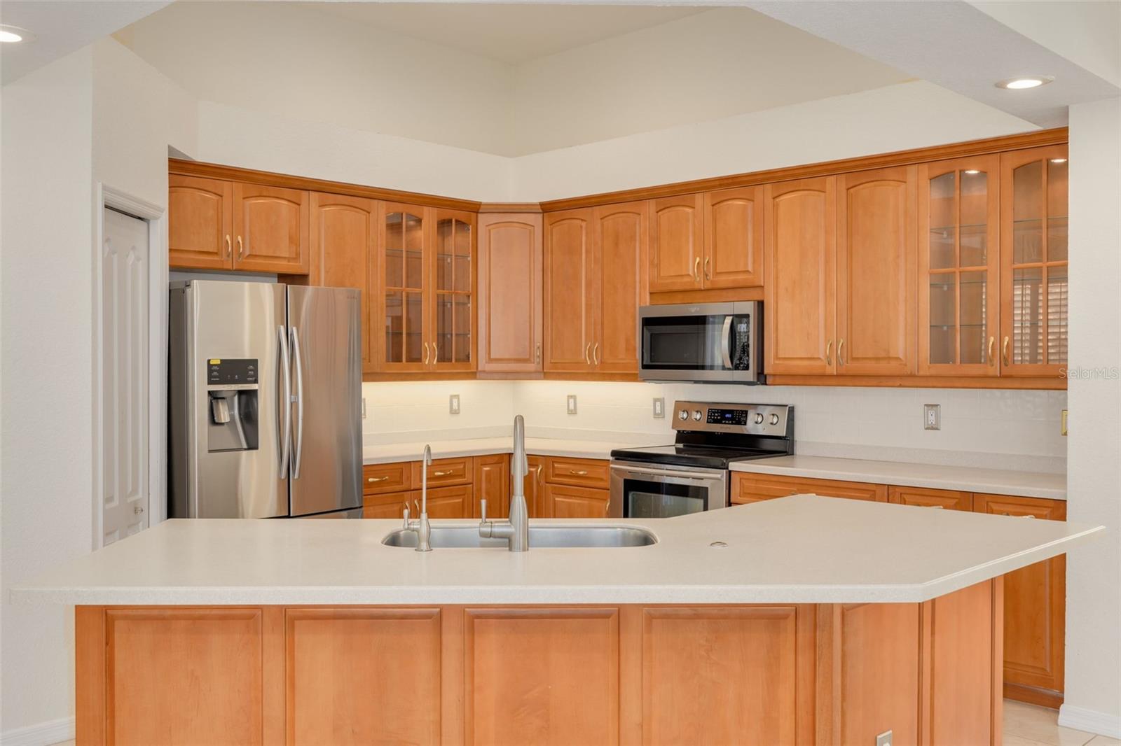 3713 SIENA LN, PALM HARBOR, FL, 34685