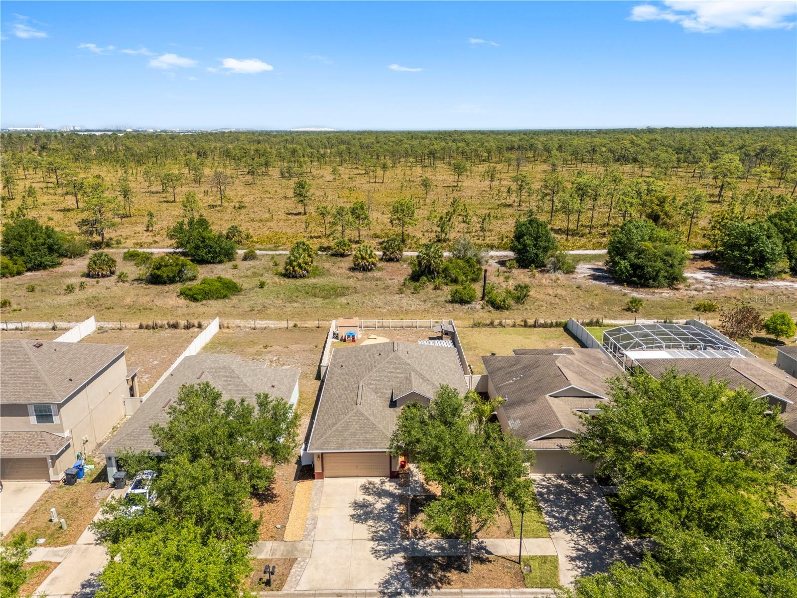 8020 ALAMOSA WOOD AVE, RUSKIN, FL, 33573