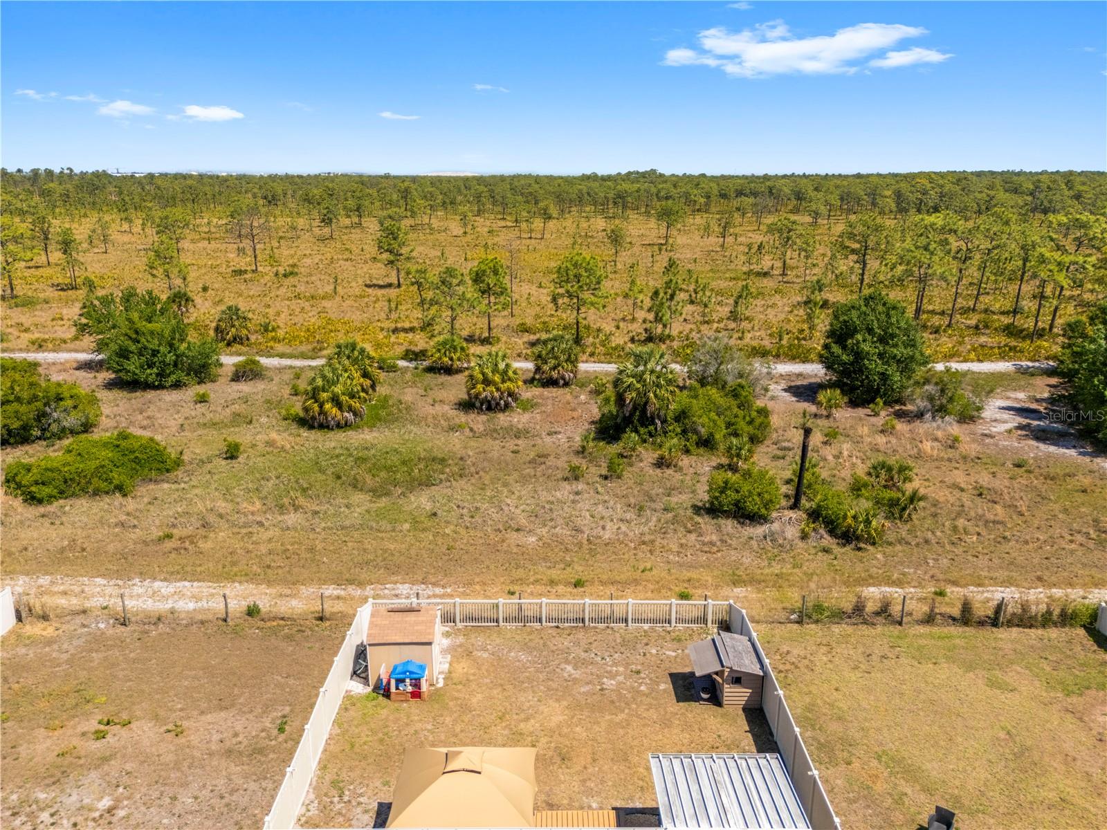 8020 ALAMOSA WOOD AVE, RUSKIN, FL, 33573