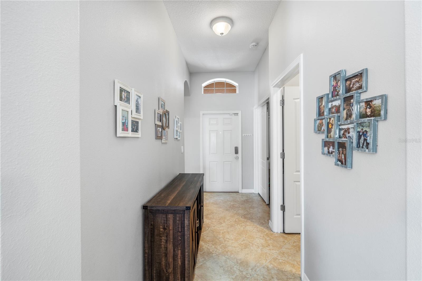 8020 ALAMOSA WOOD AVE, RUSKIN, FL, 33573