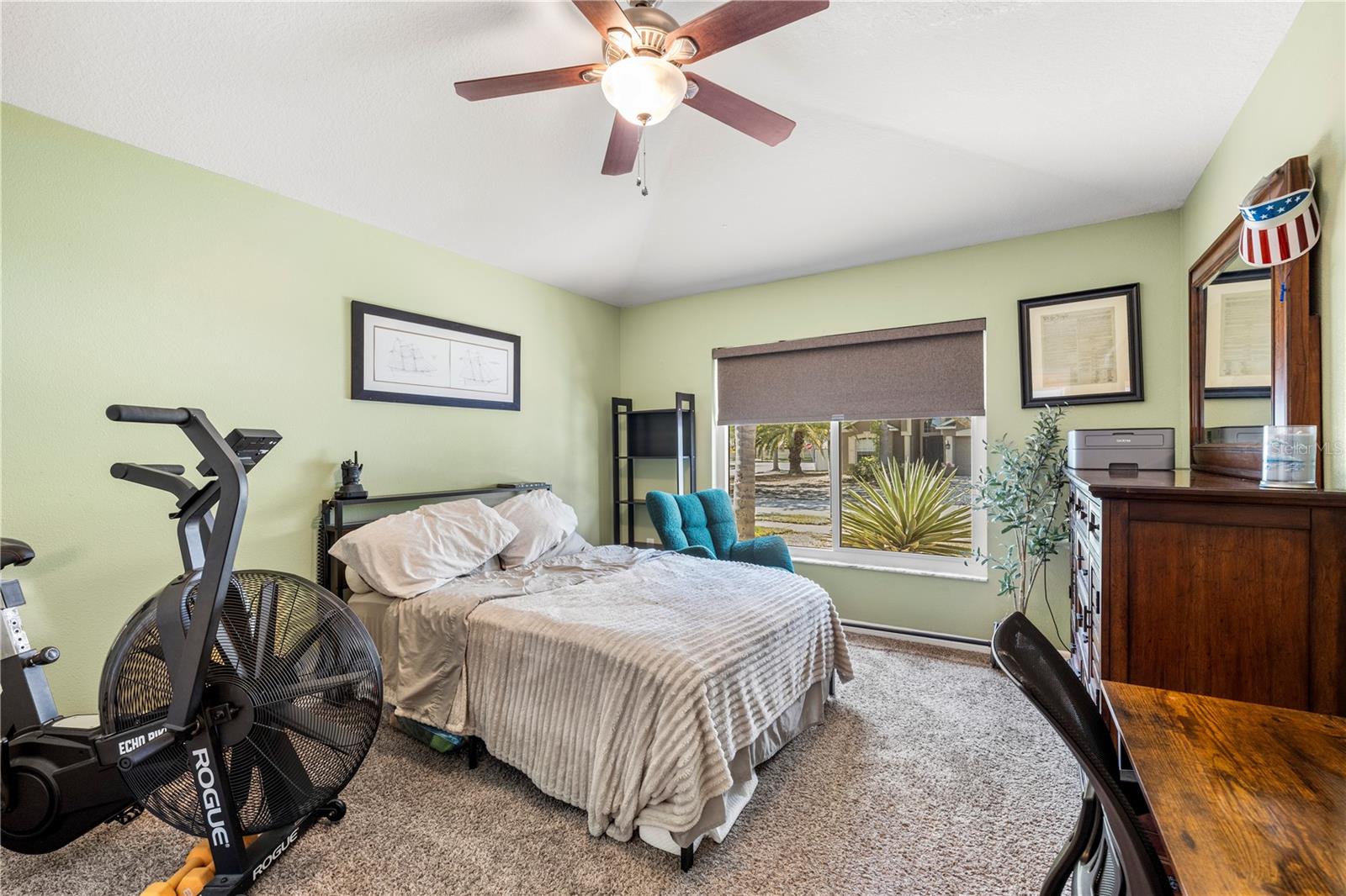 8020 ALAMOSA WOOD AVE, RUSKIN, FL, 33573