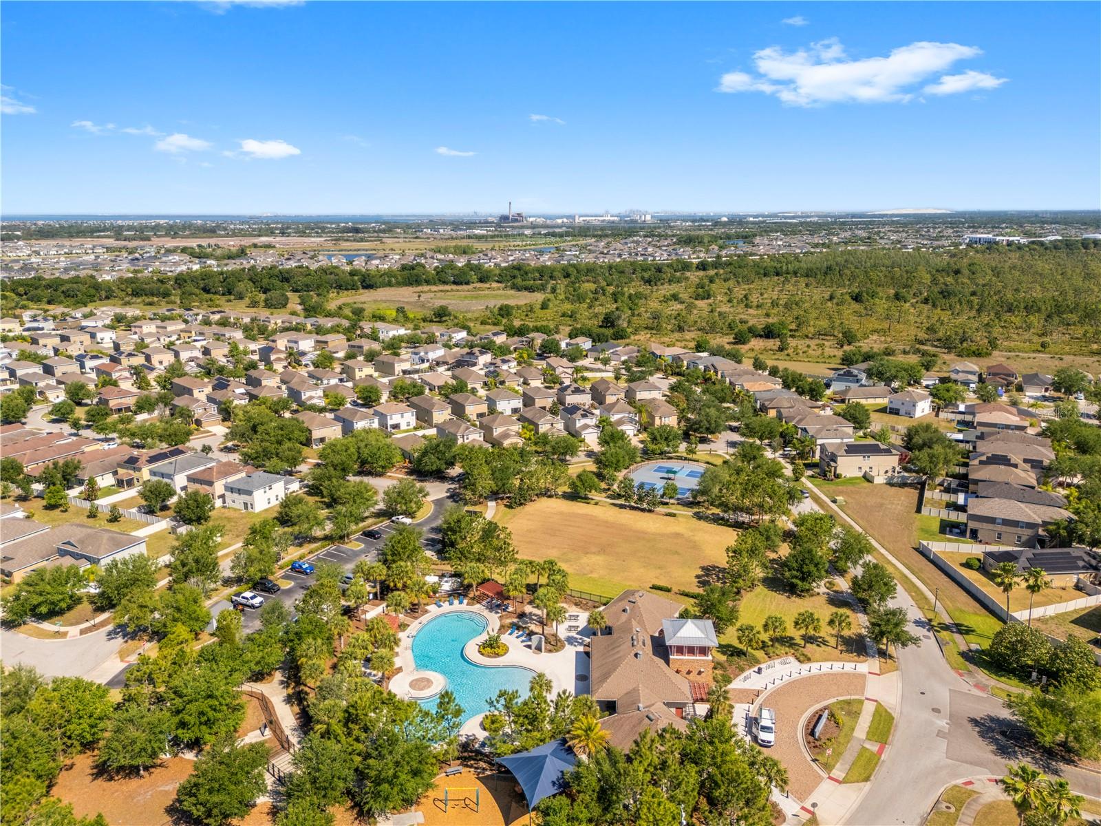 8020 ALAMOSA WOOD AVE, RUSKIN, FL, 33573