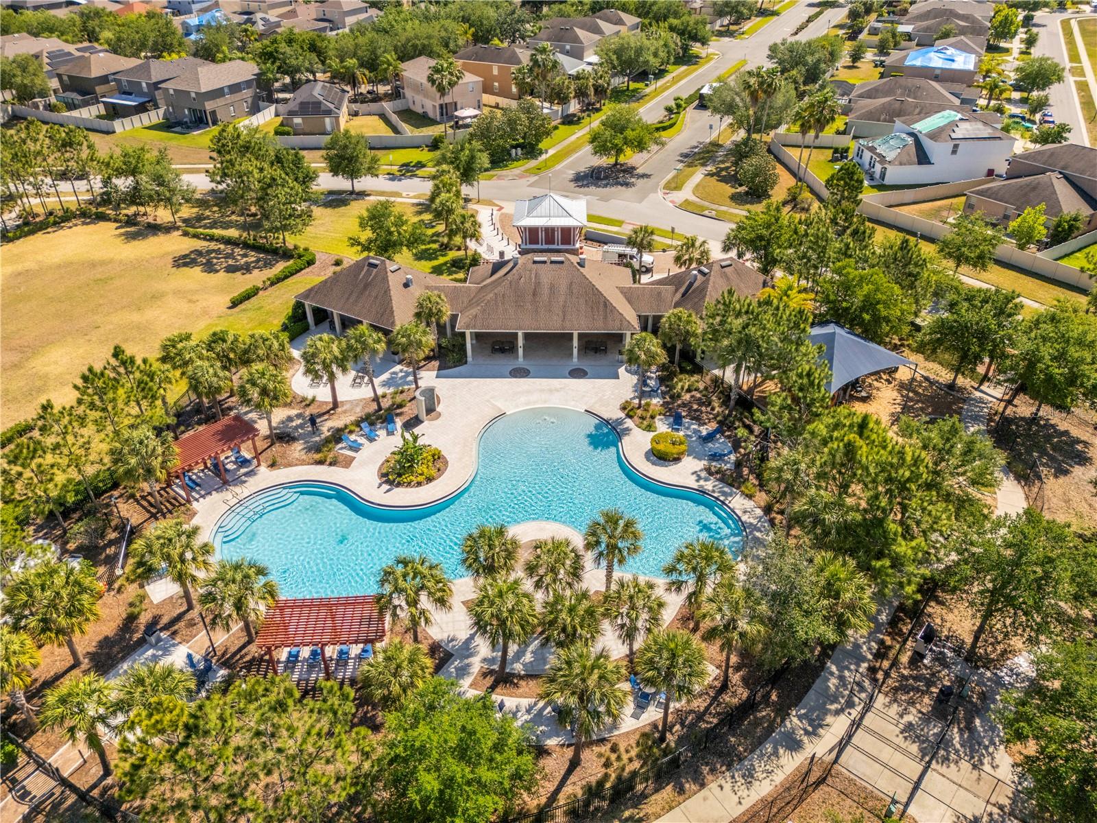 8020 ALAMOSA WOOD AVE, RUSKIN, FL, 33573