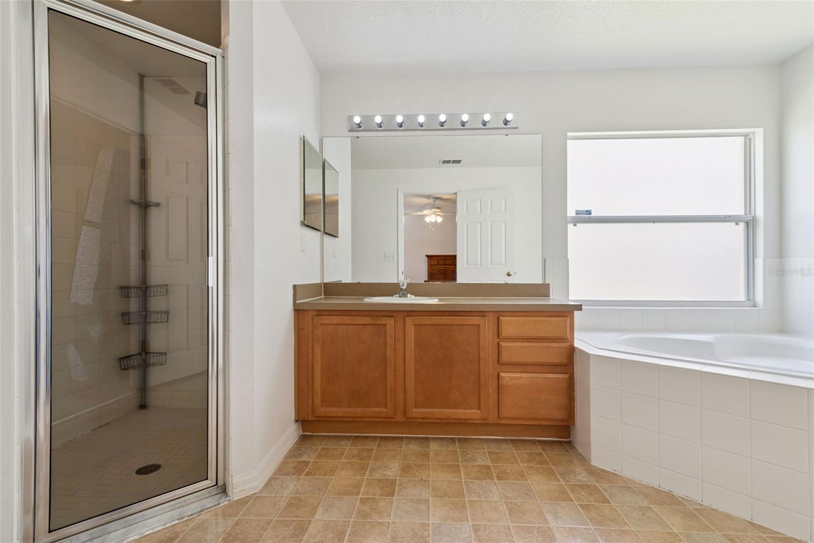 320 ANORAK ST, GROVELAND, FL, 34736