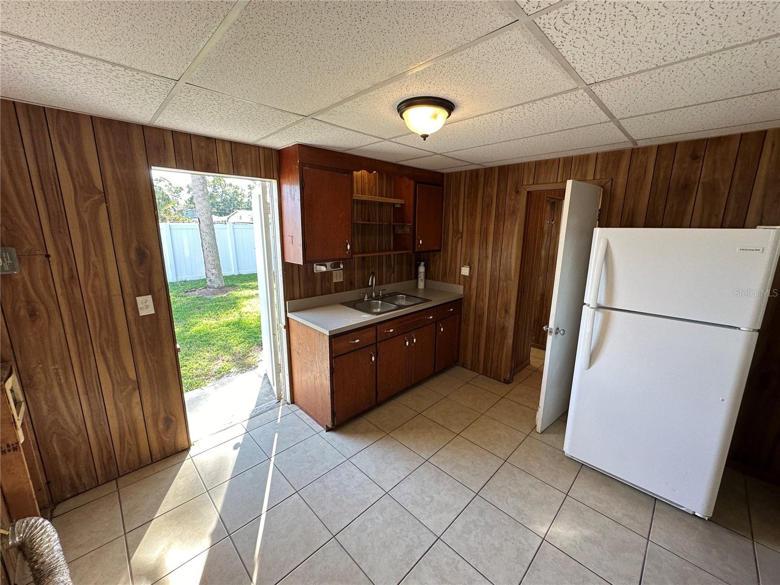 2002 20TH ST W #B, BRADENTON, FL, 34205