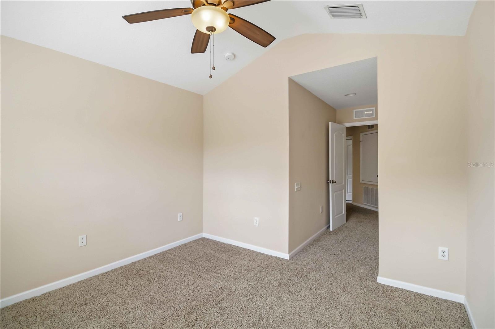 8230 72ND ST E, BRADENTON, FL, 34201