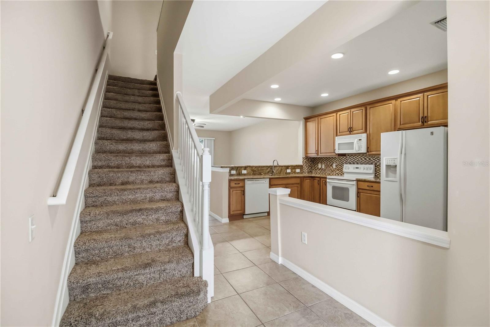 8230 72ND ST E, BRADENTON, FL, 34201