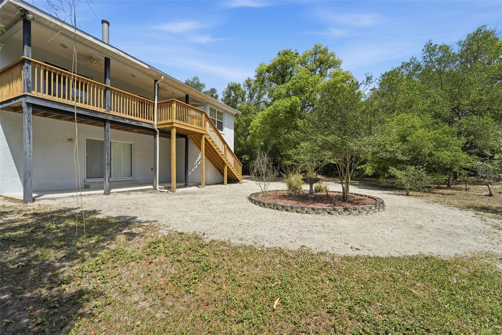 393 S DEXTER AVE, DELAND, FL, 32720