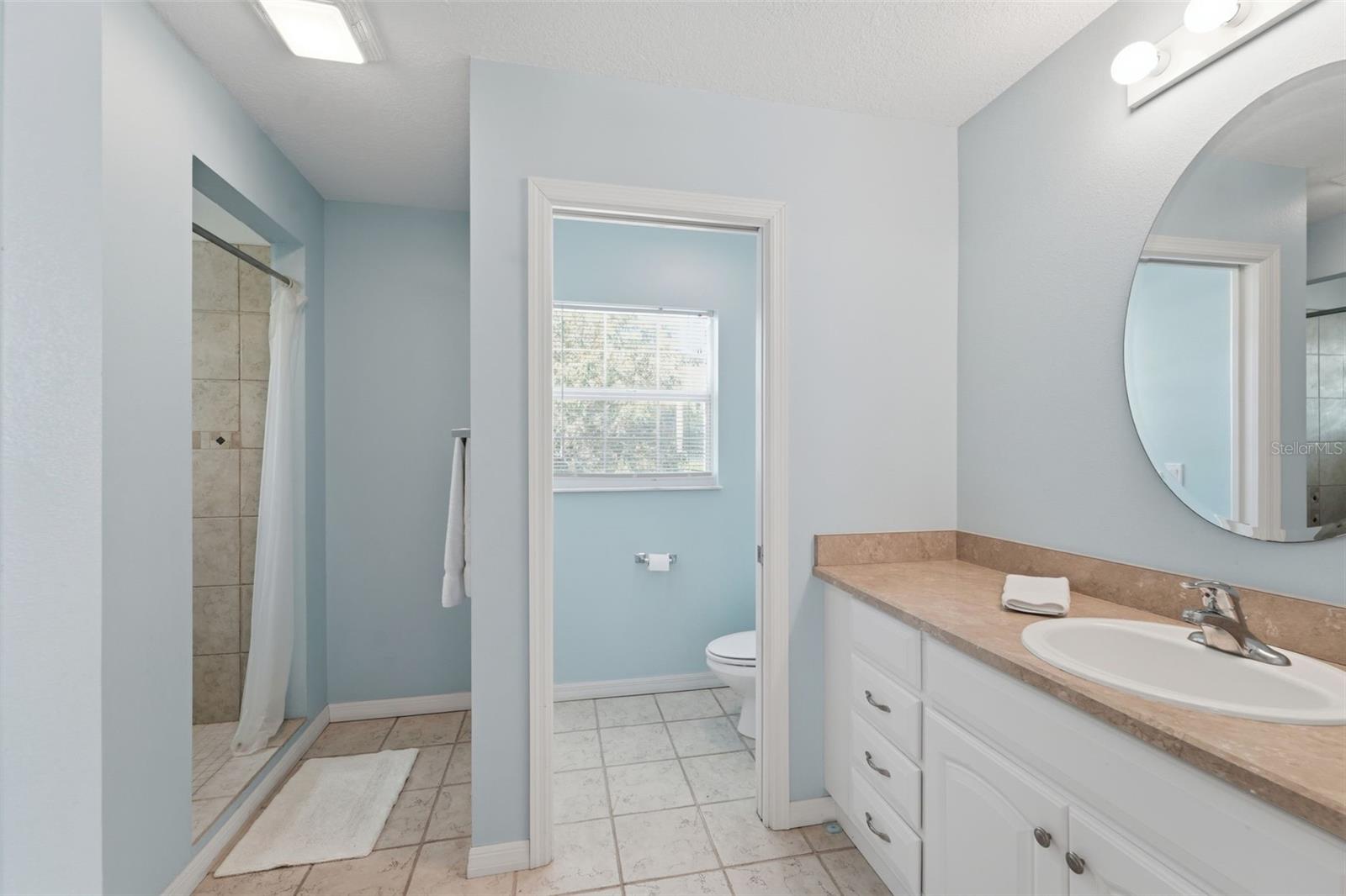393 S DEXTER AVE, DELAND, FL, 32720