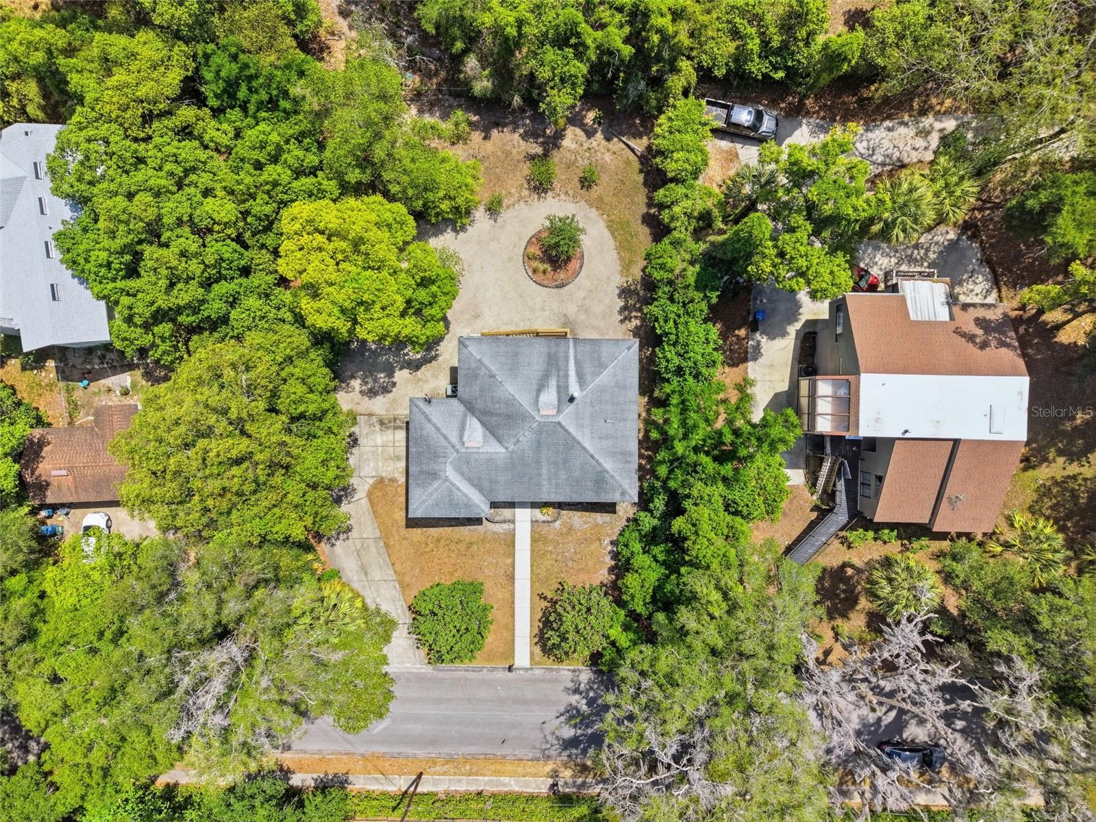 393 S DEXTER AVE, DELAND, FL, 32720