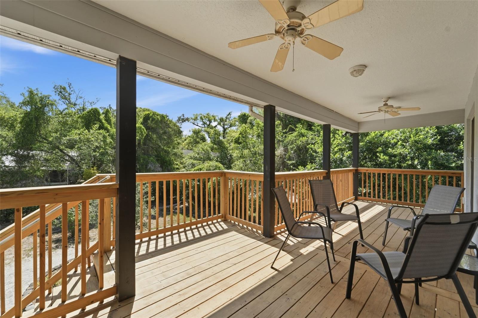 393 S DEXTER AVE, DELAND, FL, 32720