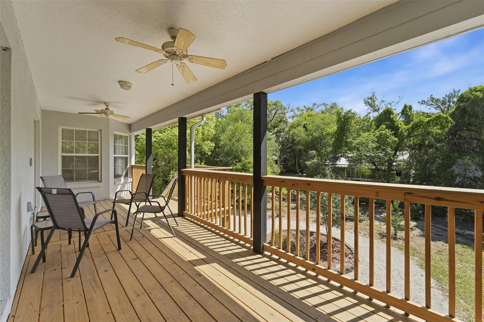 393 S DEXTER AVE, DELAND, FL, 32720