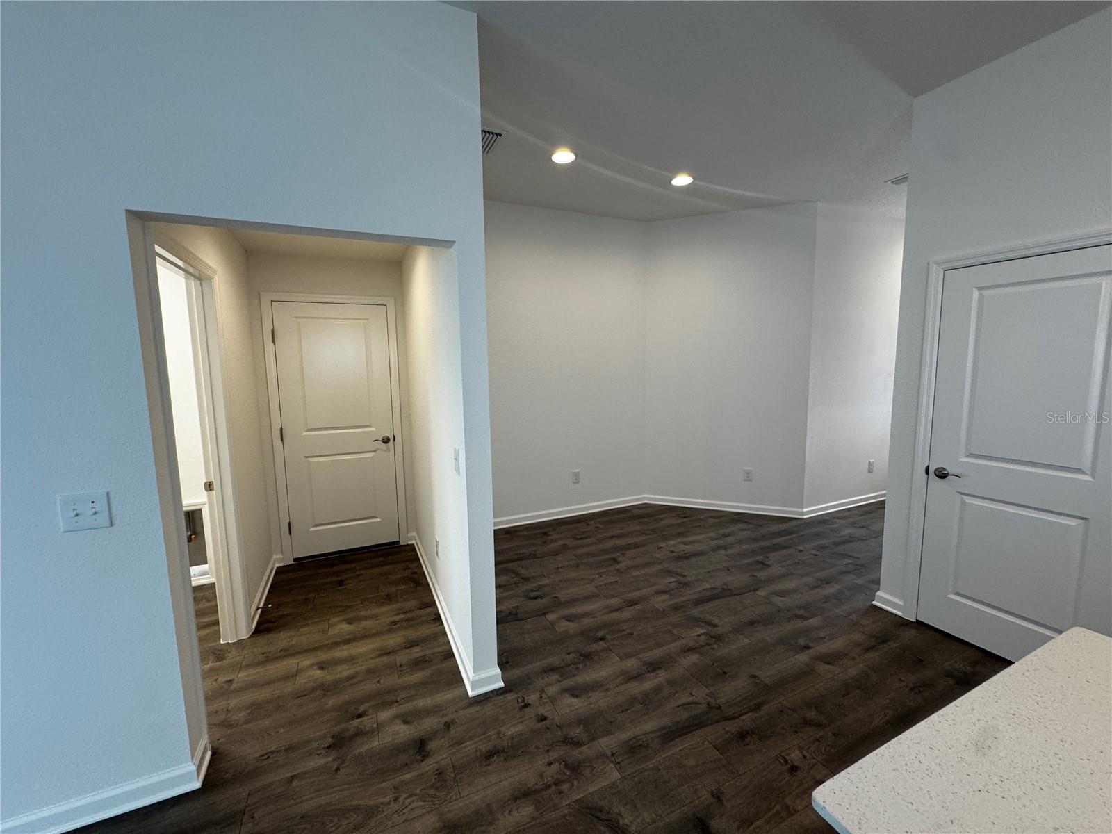 6326 MAGRUDER WAY, THE VILLAGES, FL, 34762