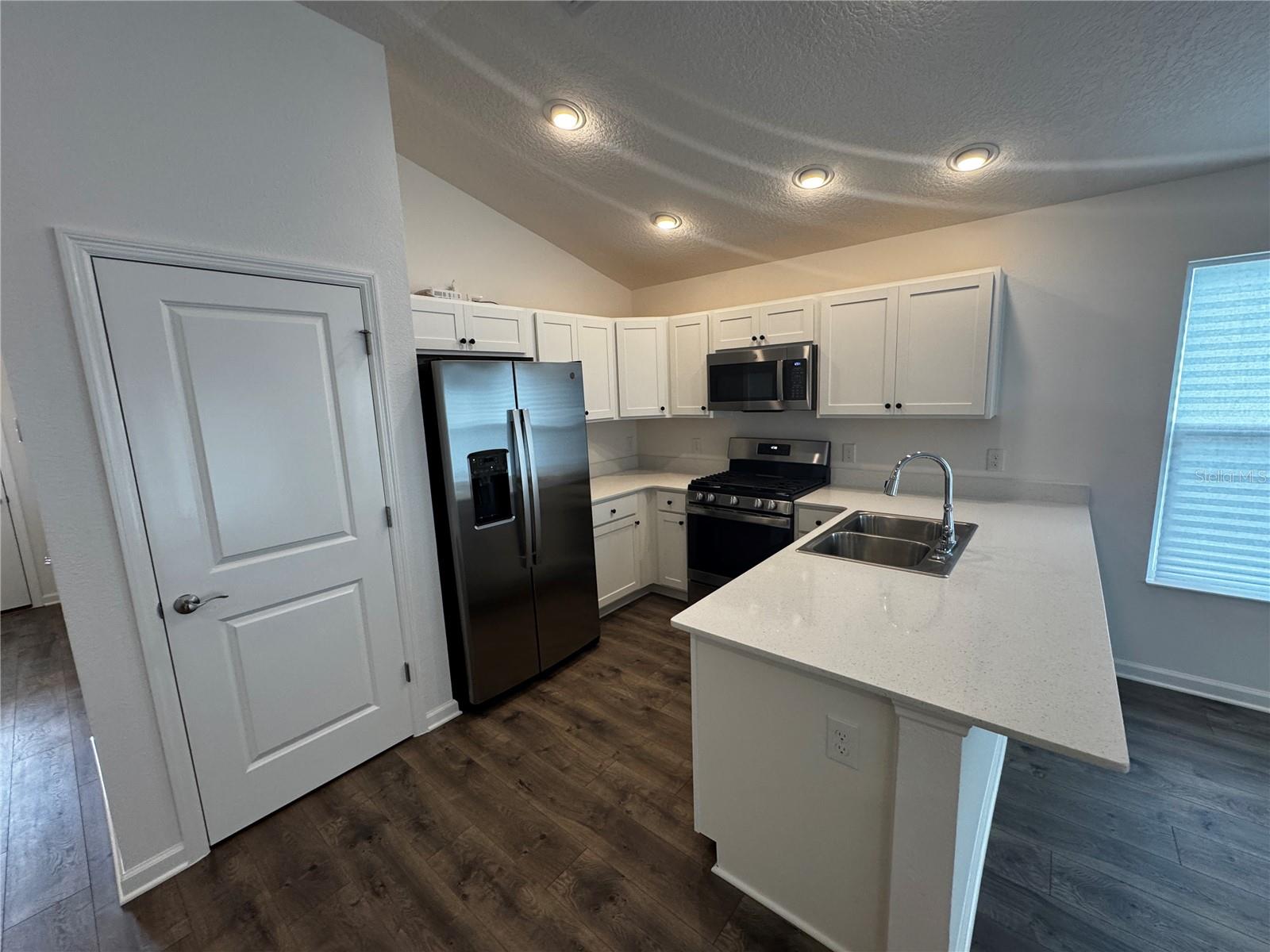 6326 MAGRUDER WAY, THE VILLAGES, FL, 34762