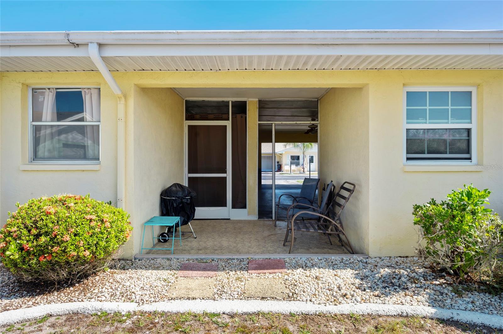 1006 BURBANK CT, SUN CITY CENTER, FL, 33573
