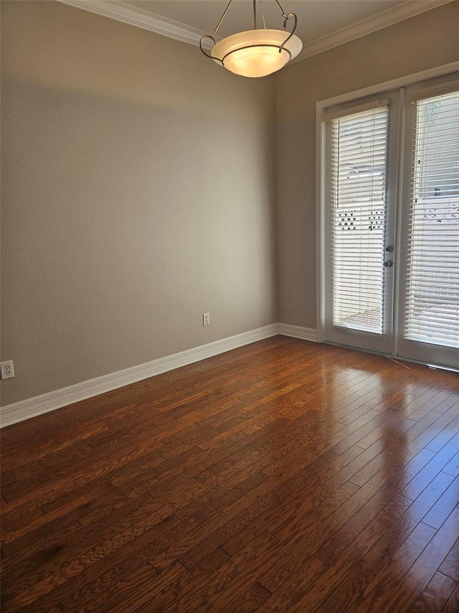 1005 EDISON PARK CT, TAMPA, FL, 33606