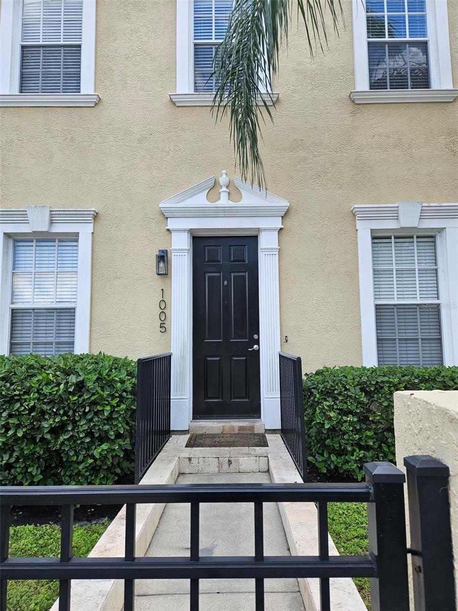 1005 EDISON PARK CT, TAMPA, FL, 33606