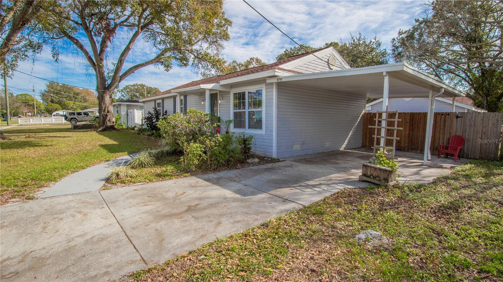4710 W PRICE AVE, TAMPA, FL, 33611