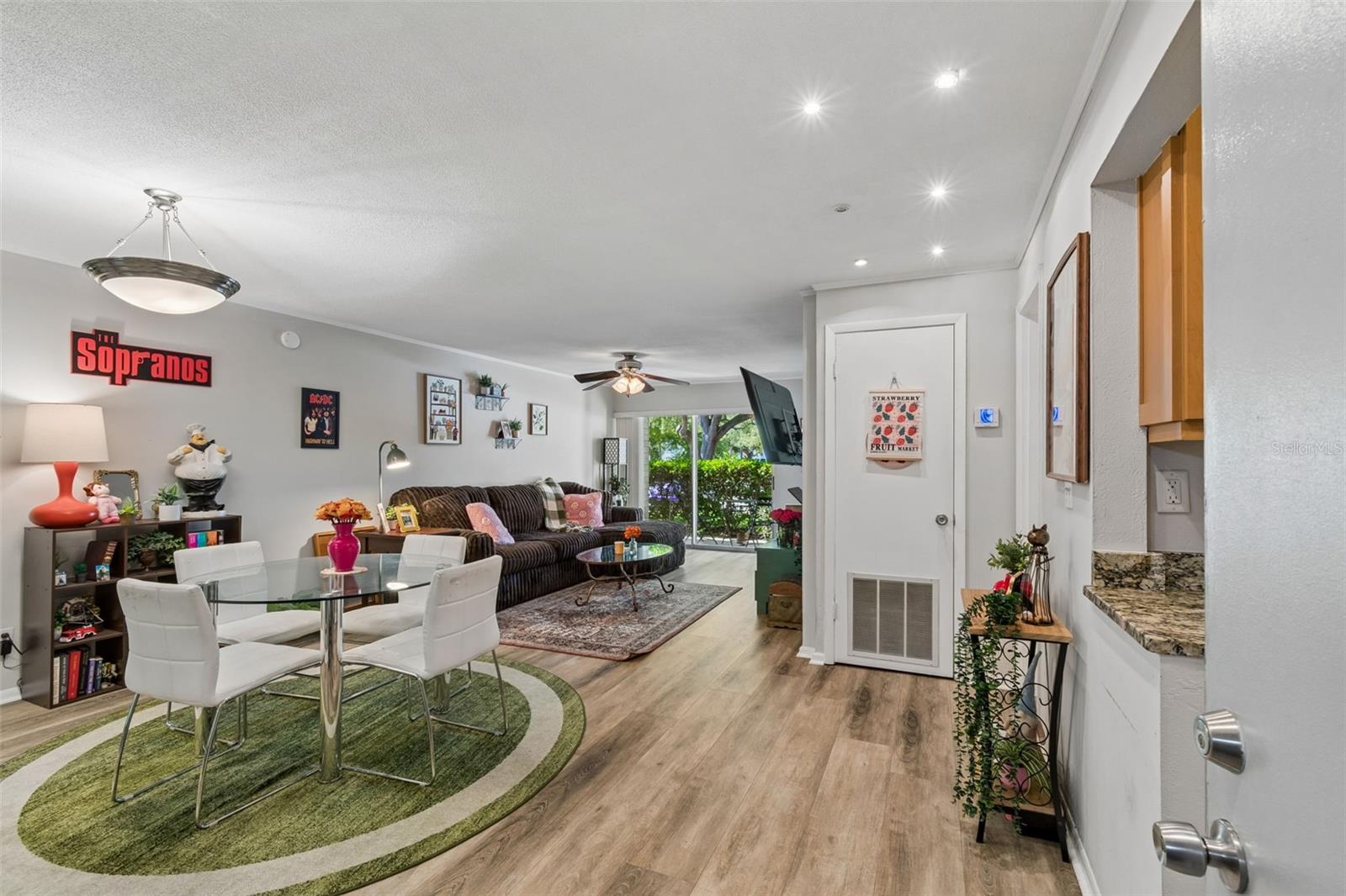 3325 BAYSHORE BLVD #D14, TAMPA, FL, 33629