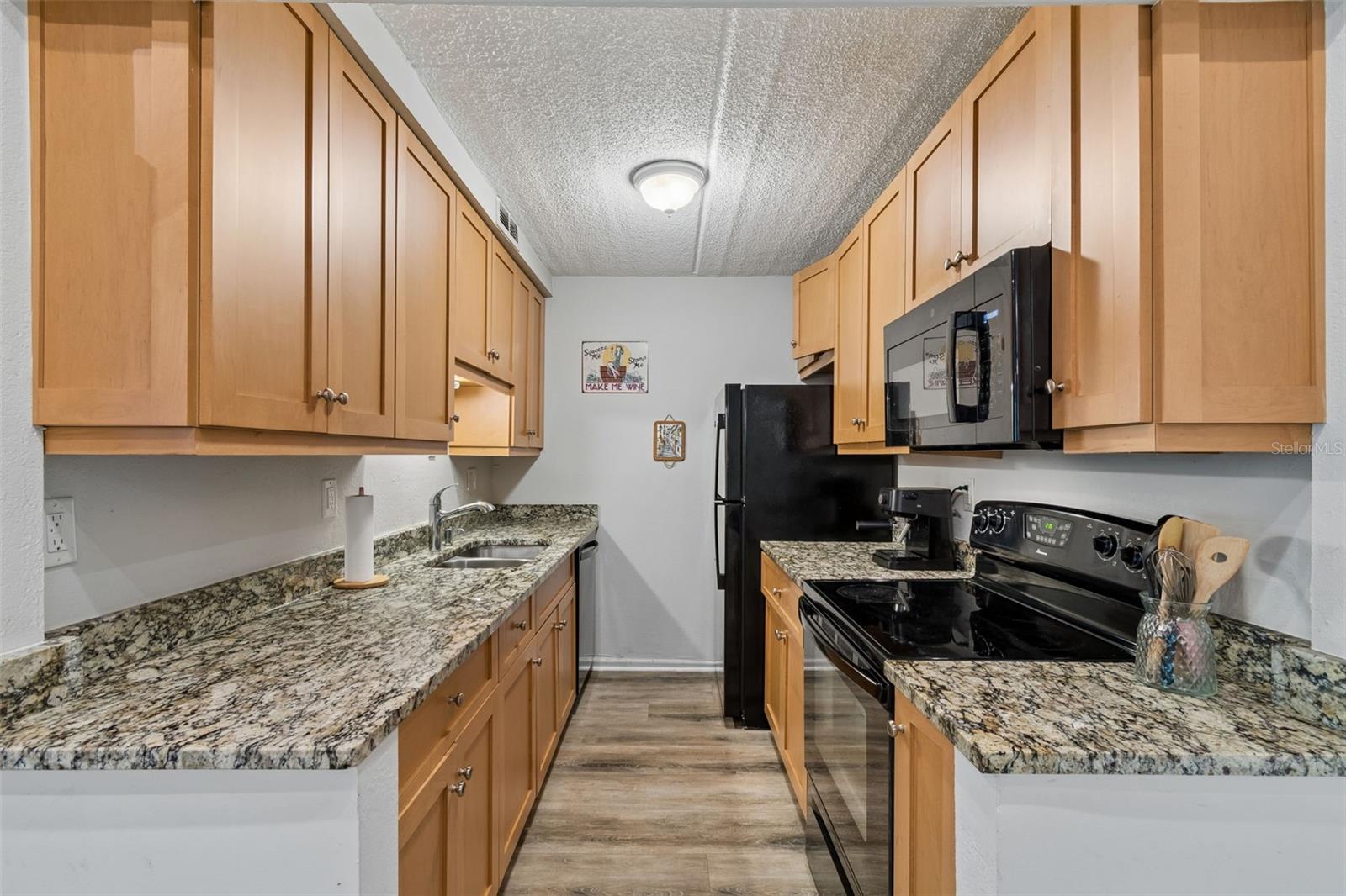 3325 BAYSHORE BLVD #D14, TAMPA, FL, 33629