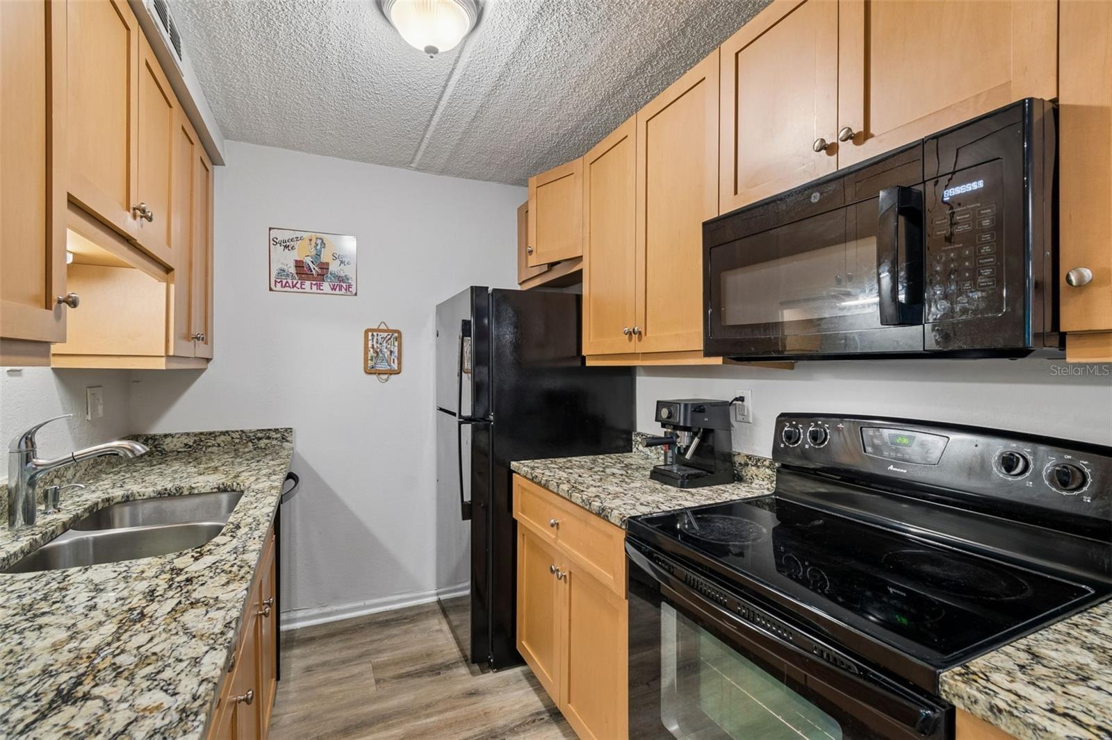 3325 BAYSHORE BLVD #D14, TAMPA, FL, 33629