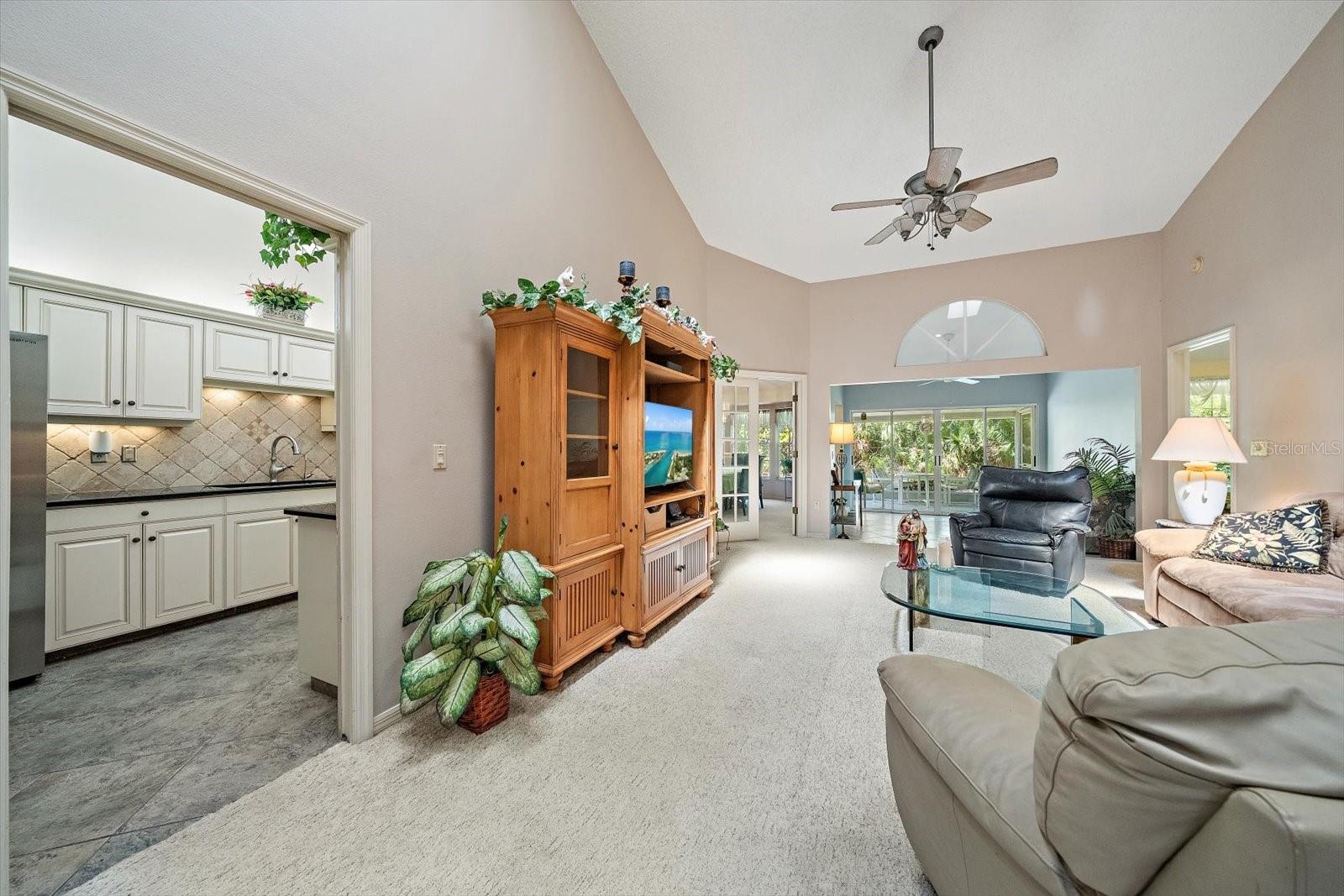 6724 APPROACH RD #3, SARASOTA, FL, 34238