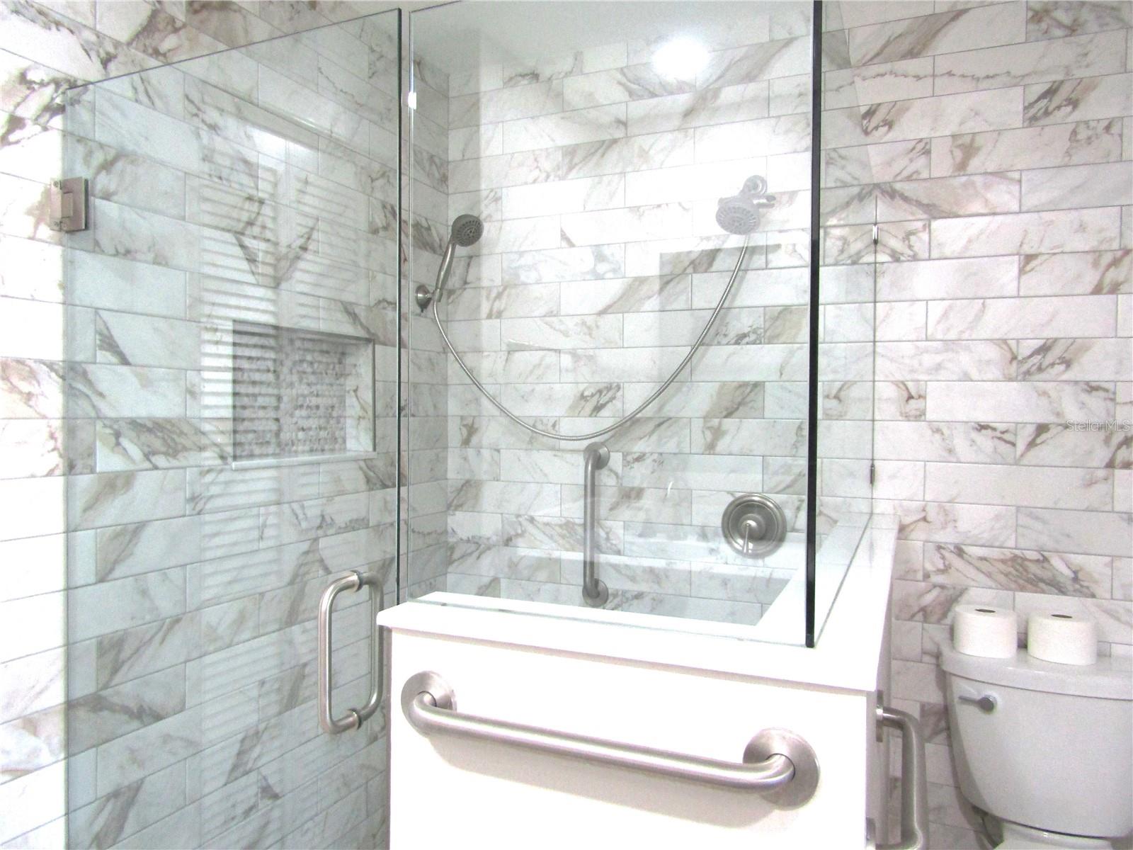 4633 OAK HILL DR #13, SARASOTA, FL, 34232