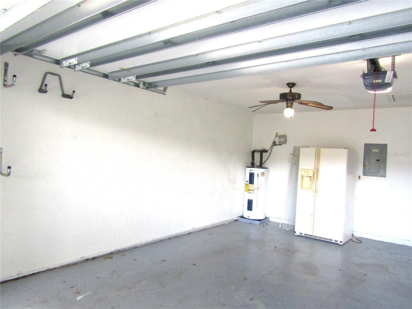 4633 OAK HILL DR #13, SARASOTA, FL, 34232