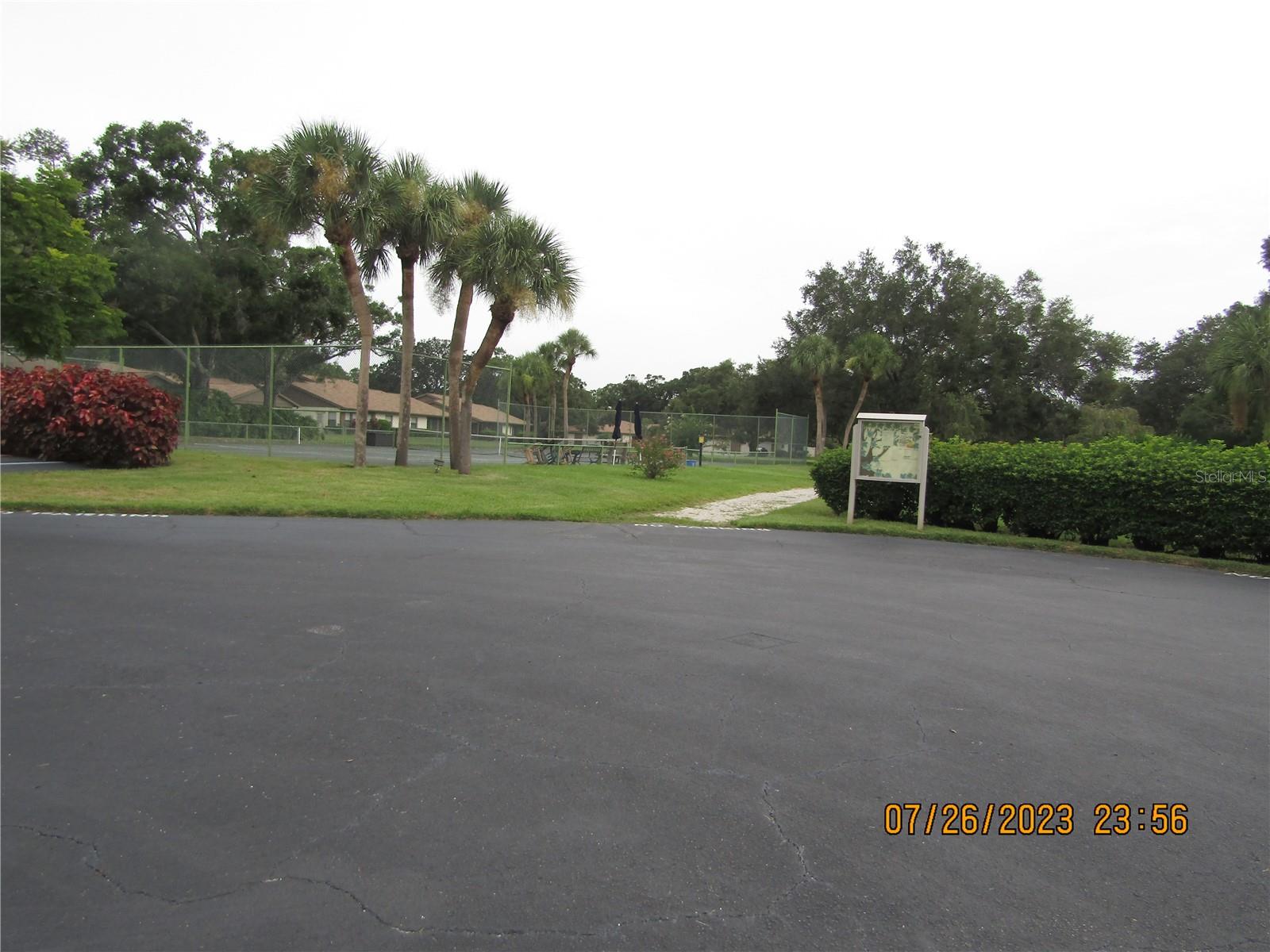 4633 OAK HILL DR #13, SARASOTA, FL, 34232