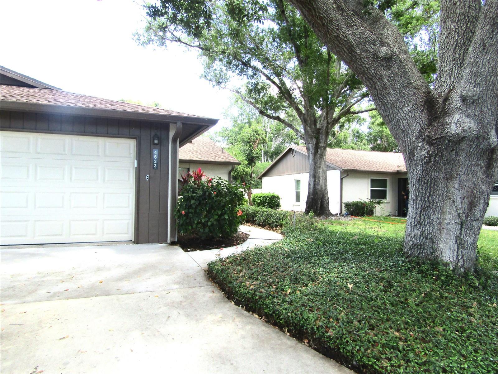 4633 OAK HILL DR #13, SARASOTA, FL, 34232