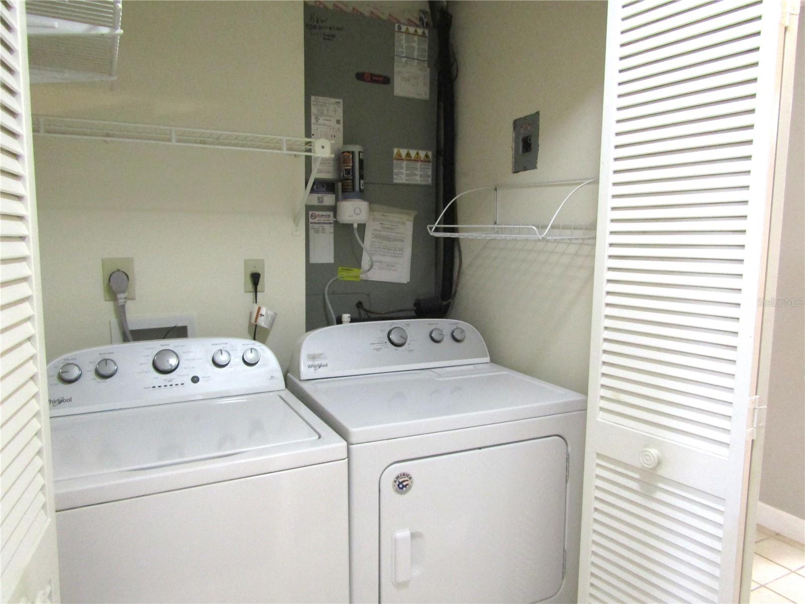 4633 OAK HILL DR #13, SARASOTA, FL, 34232