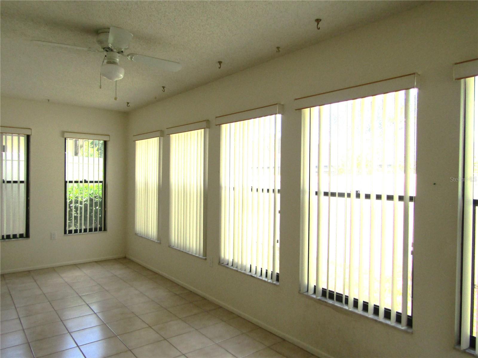 4633 OAK HILL DR #13, SARASOTA, FL, 34232