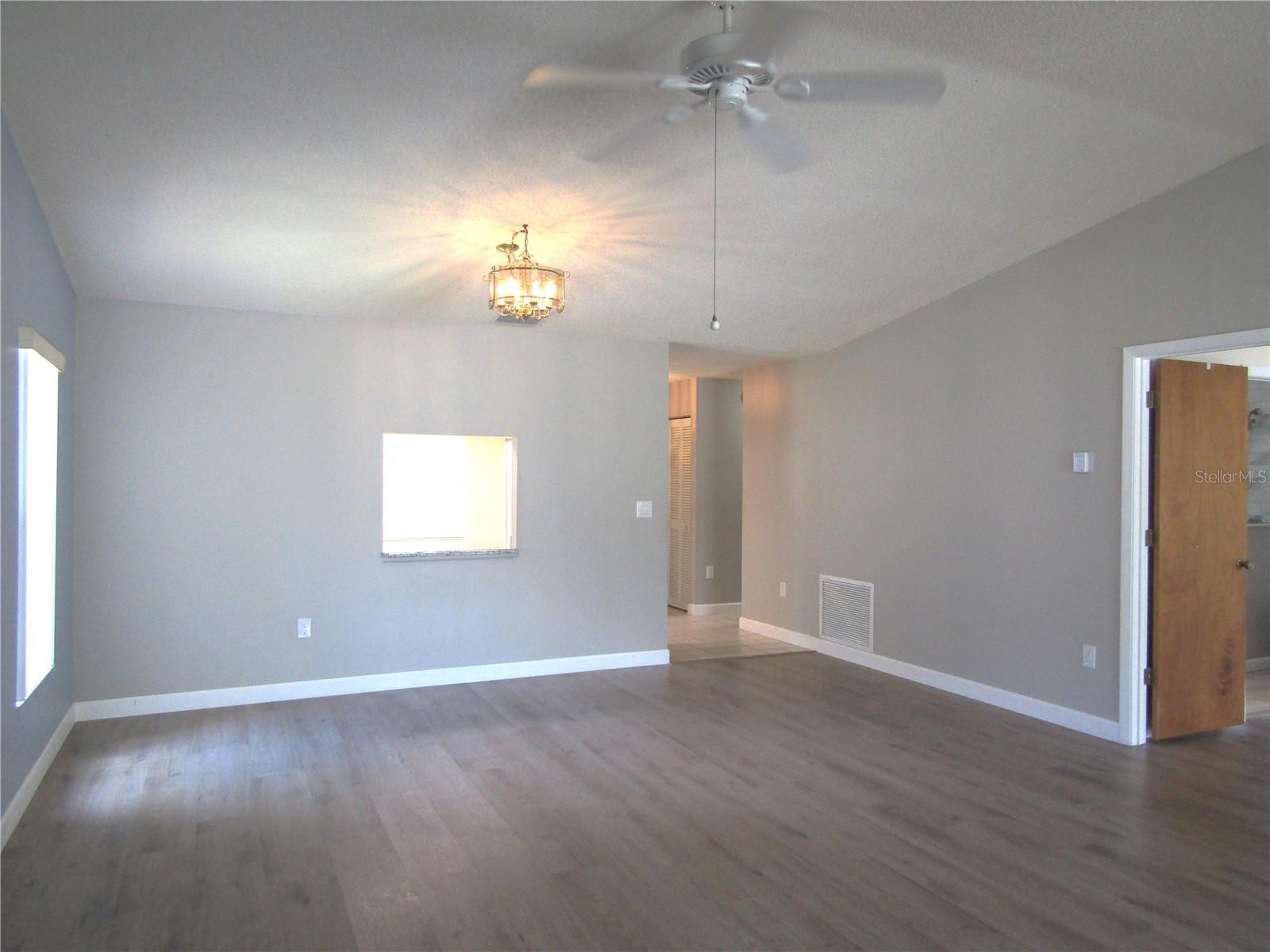 4633 OAK HILL DR #13, SARASOTA, FL, 34232