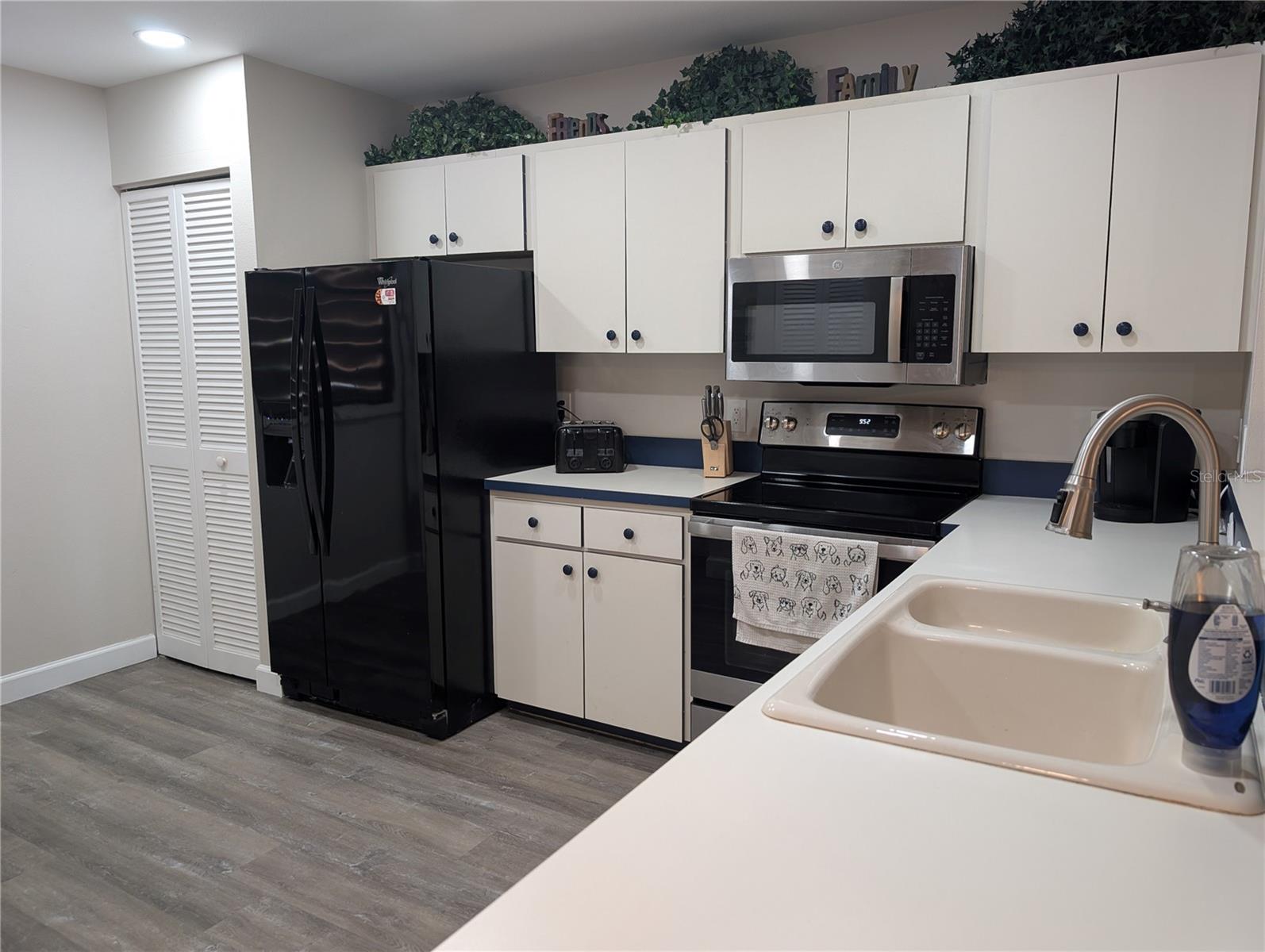 135 WILD PALM DR, BRADENTON, FL, 34210