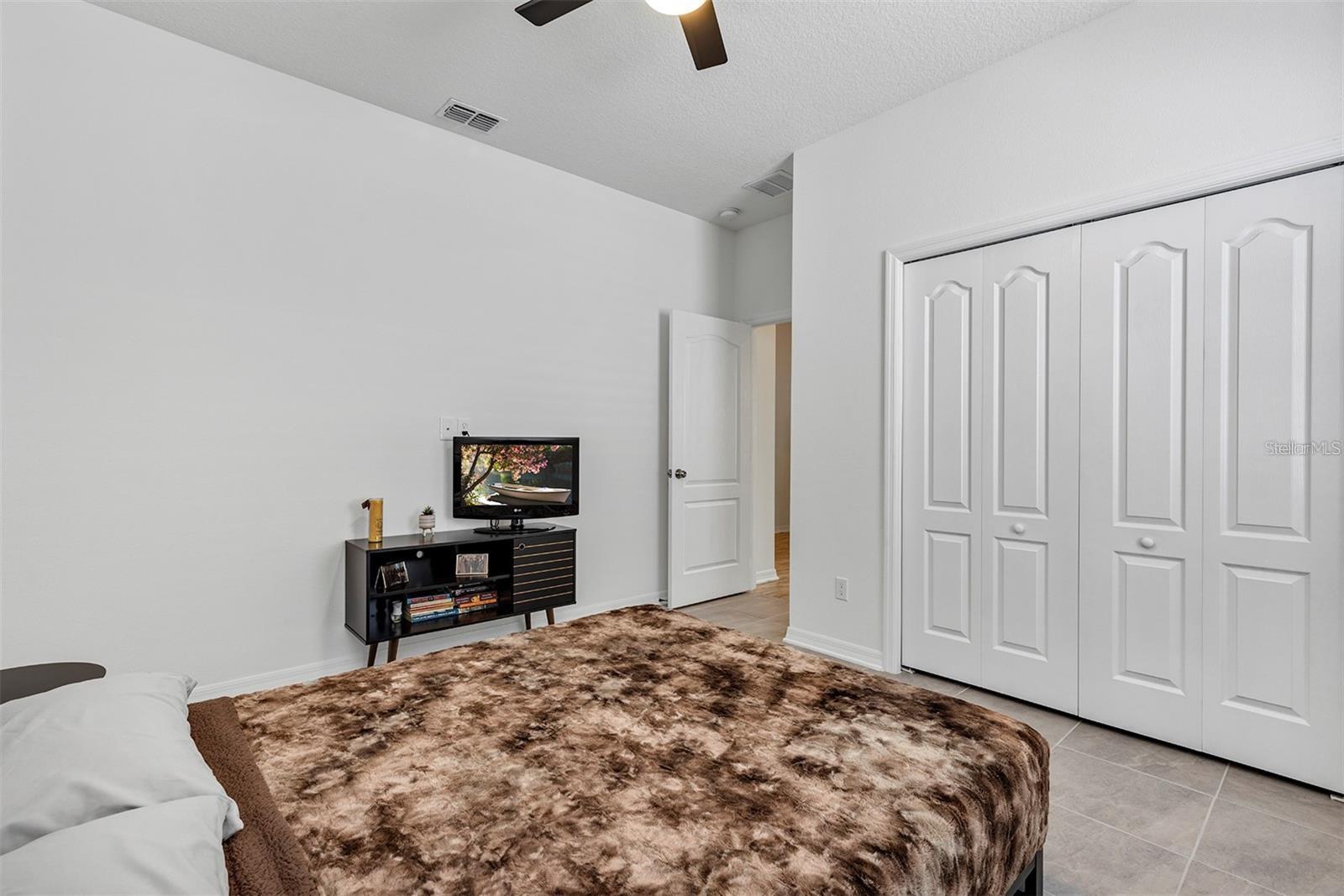 2163 BAY LINE RD, OAKLAND, FL, 34787