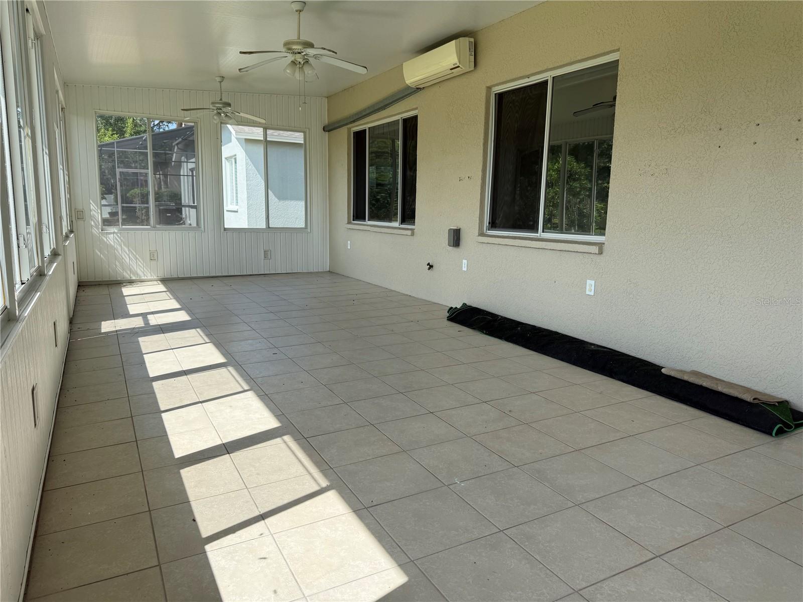 5909 WEDGEFIELD DR, ZEPHYRHILLS, FL, 33541