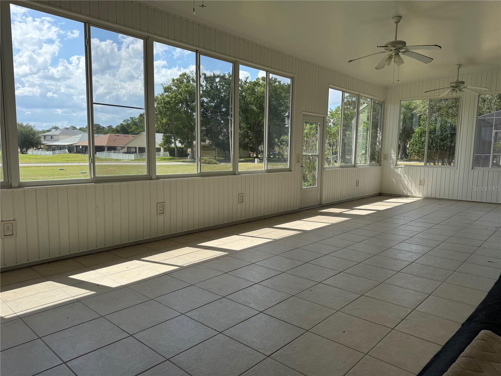 5909 WEDGEFIELD DR, ZEPHYRHILLS, FL, 33541