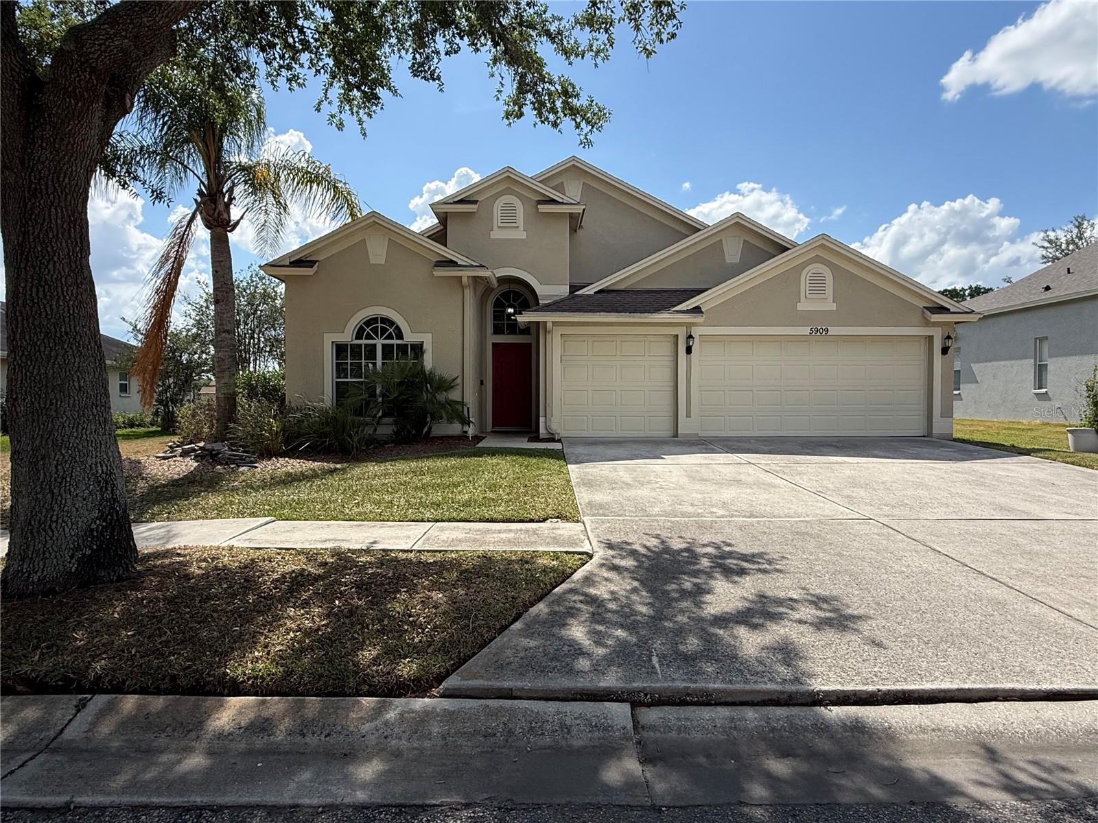 5909 WEDGEFIELD DR, ZEPHYRHILLS, FL, 33541