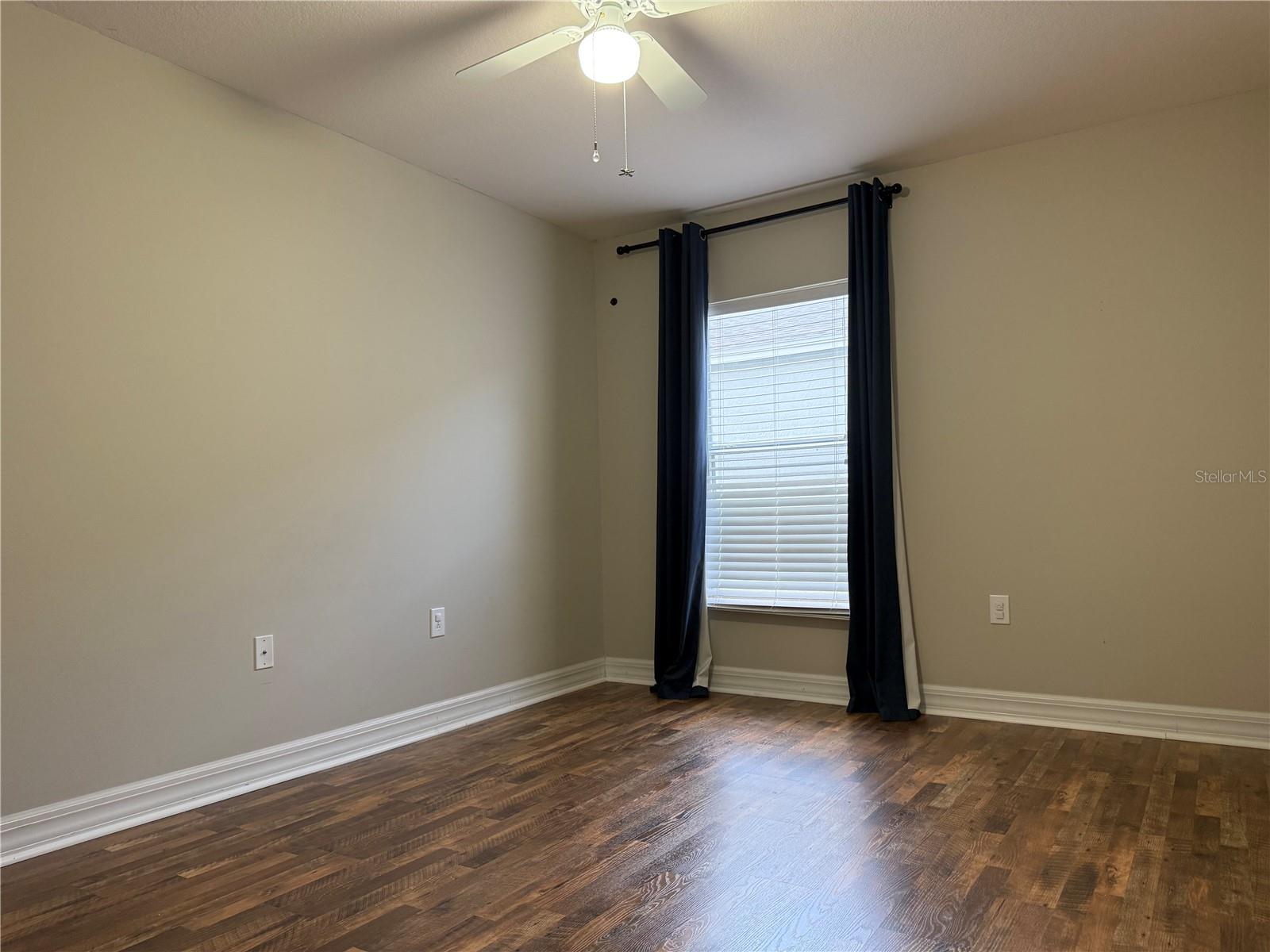 5909 WEDGEFIELD DR, ZEPHYRHILLS, FL, 33541