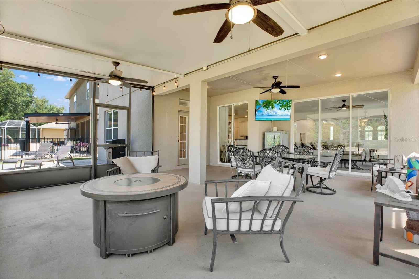 4023 HUNTINGDALE CT, WESLEY CHAPEL, FL, 33543